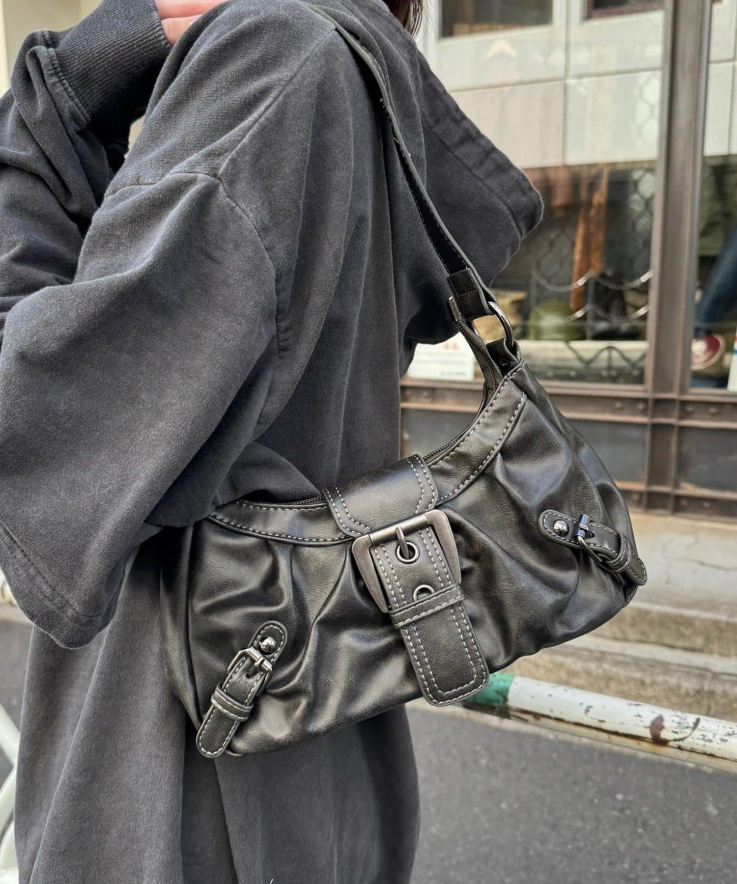 mline(エムライン) [mline]ギャザーベルト ハンドバッグ