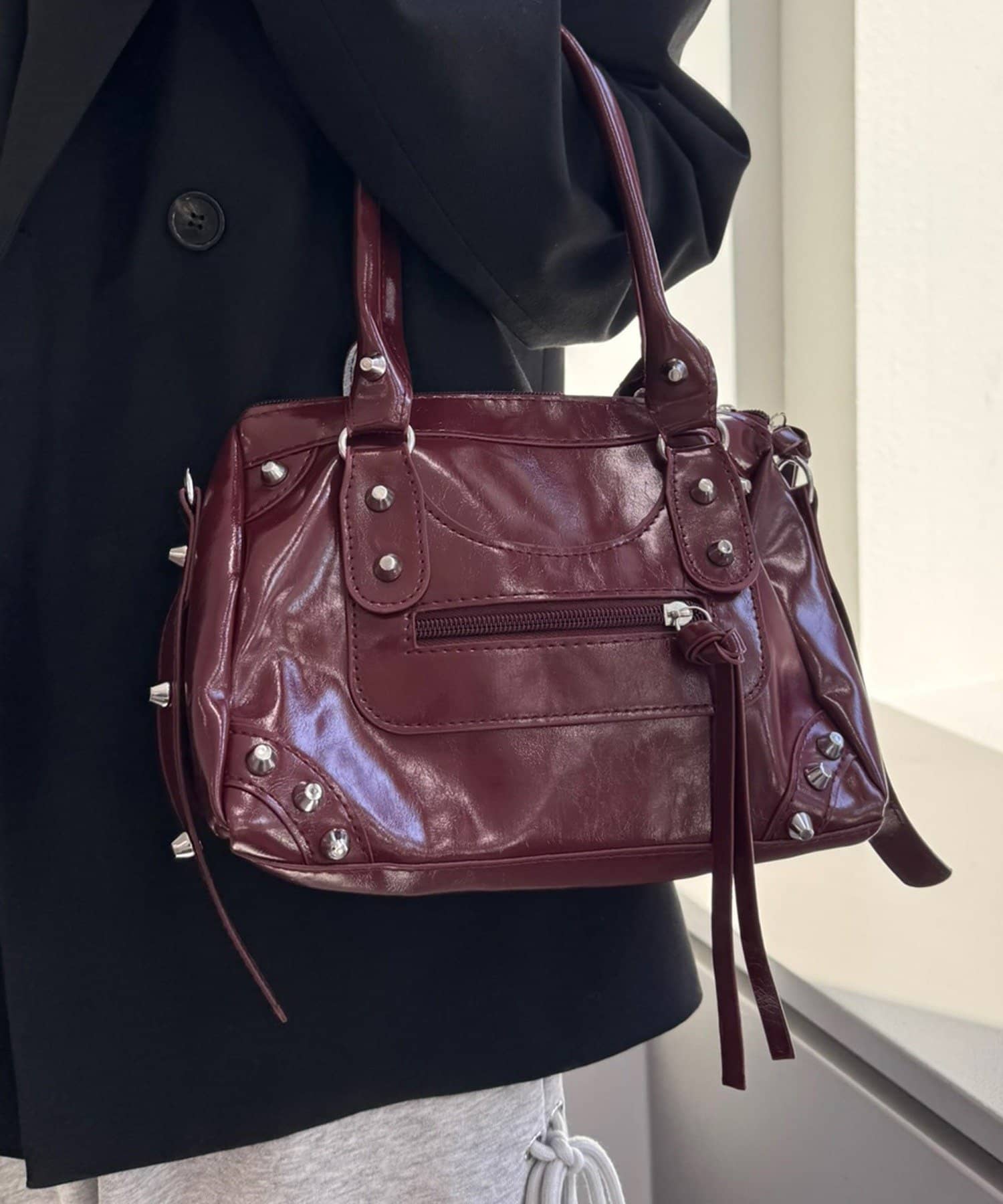 mline(エムライン) [mline]エナメルミニボストン