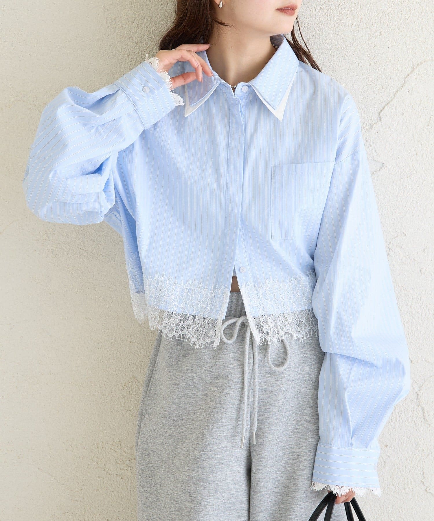 mystic(ミスティック) ストライプ裾レースシャツ