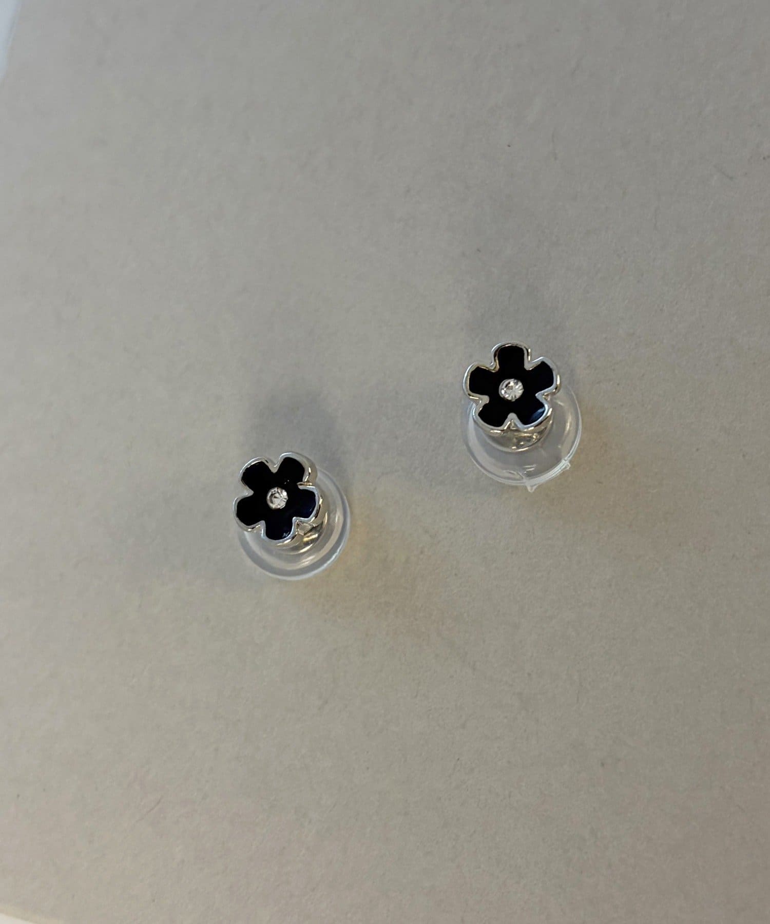 Lattice(ラティス) フラワーマグネットピアス