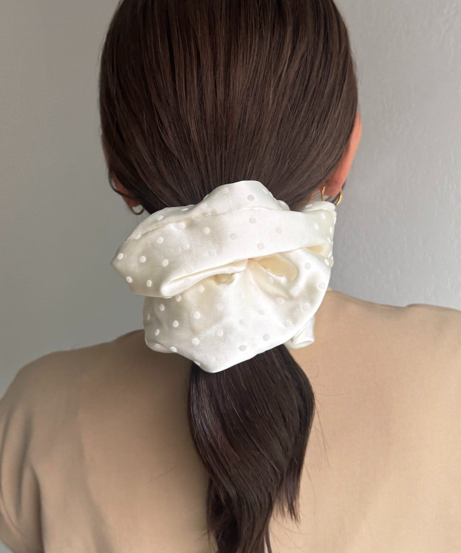 Lattice(ラティス) サテンドットシュシュ