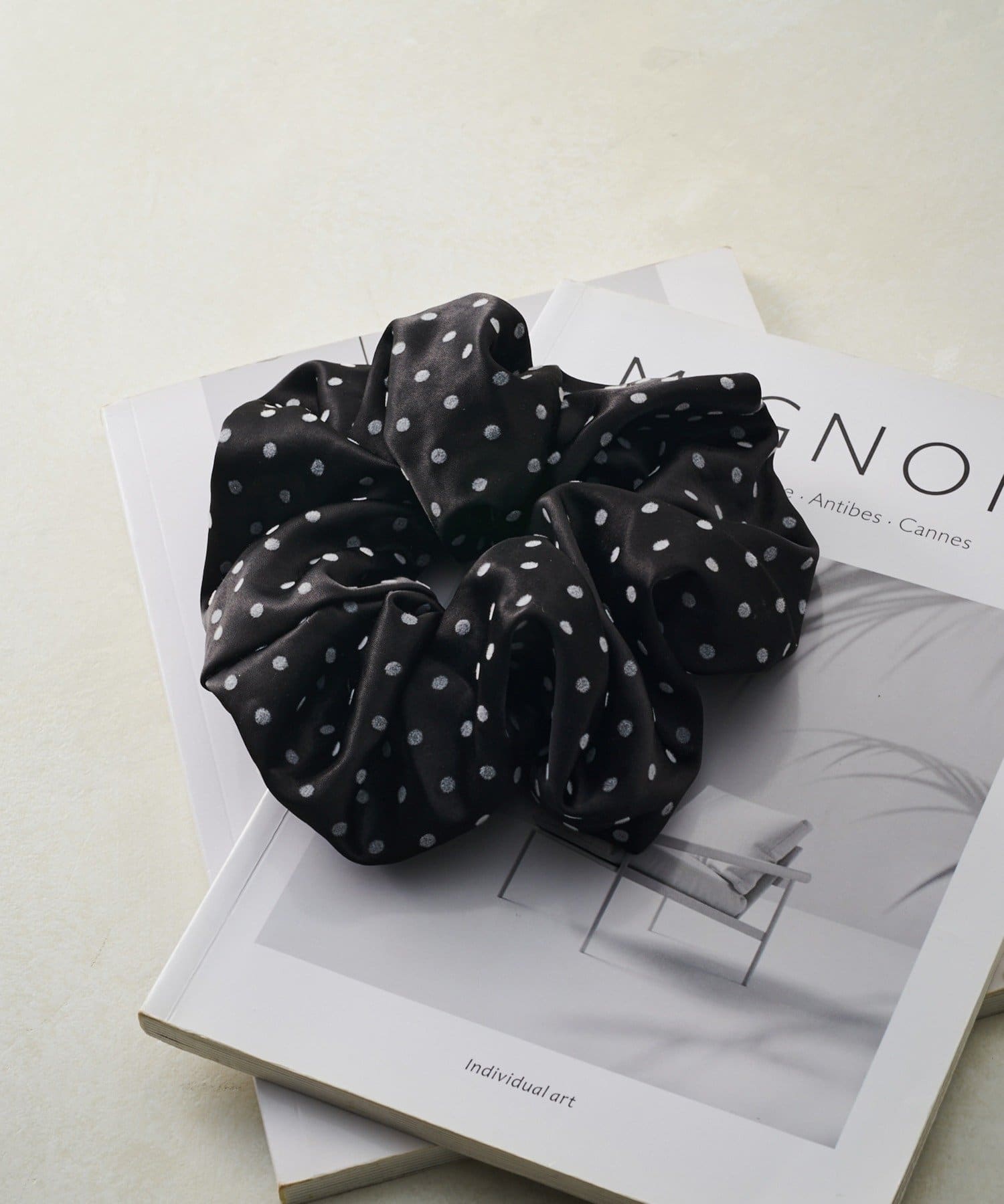 Lattice(ラティス) サテンドットシュシュ