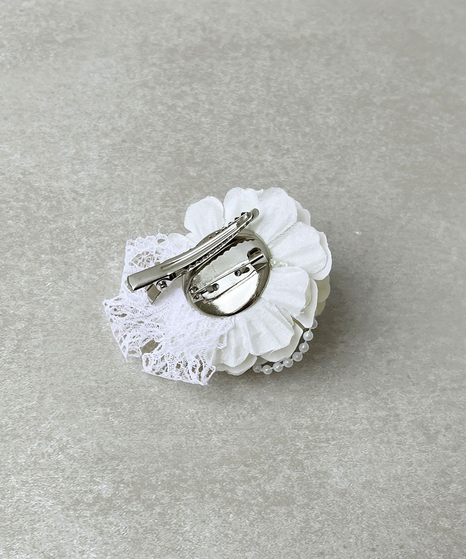 3COINS(スリーコインズ) キッズレースパールコサージュ