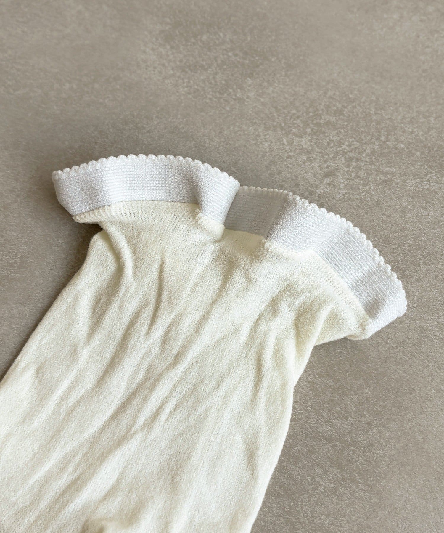 3COINS(スリーコインズ) キッズリボンレースタイツ