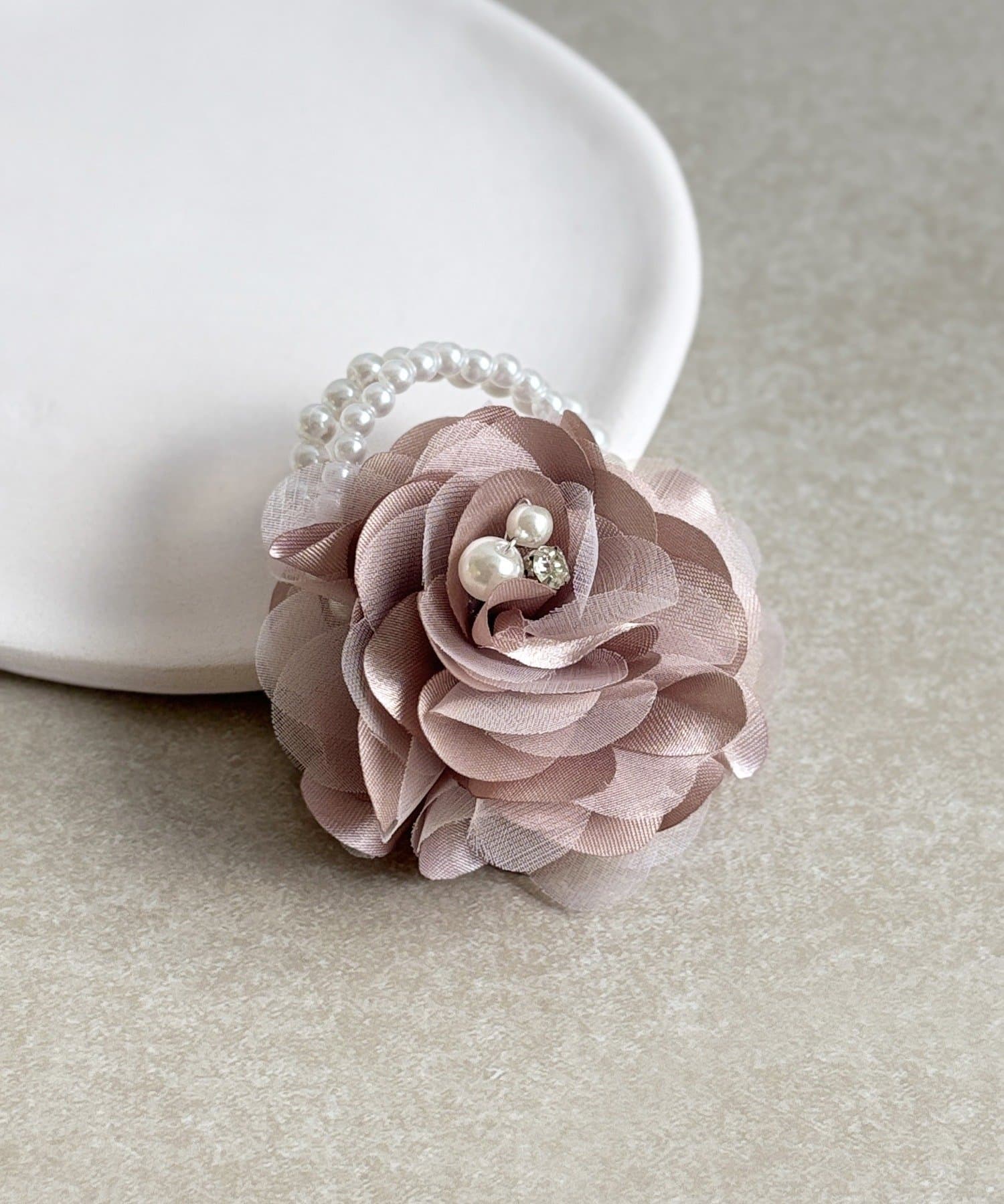 3COINS(スリーコインズ) キッズローズコサージュ