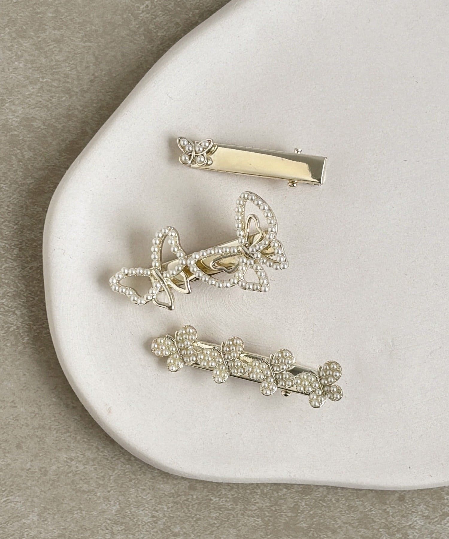 3COINS(スリーコインズ) キッズバタフライクリップ3個セット