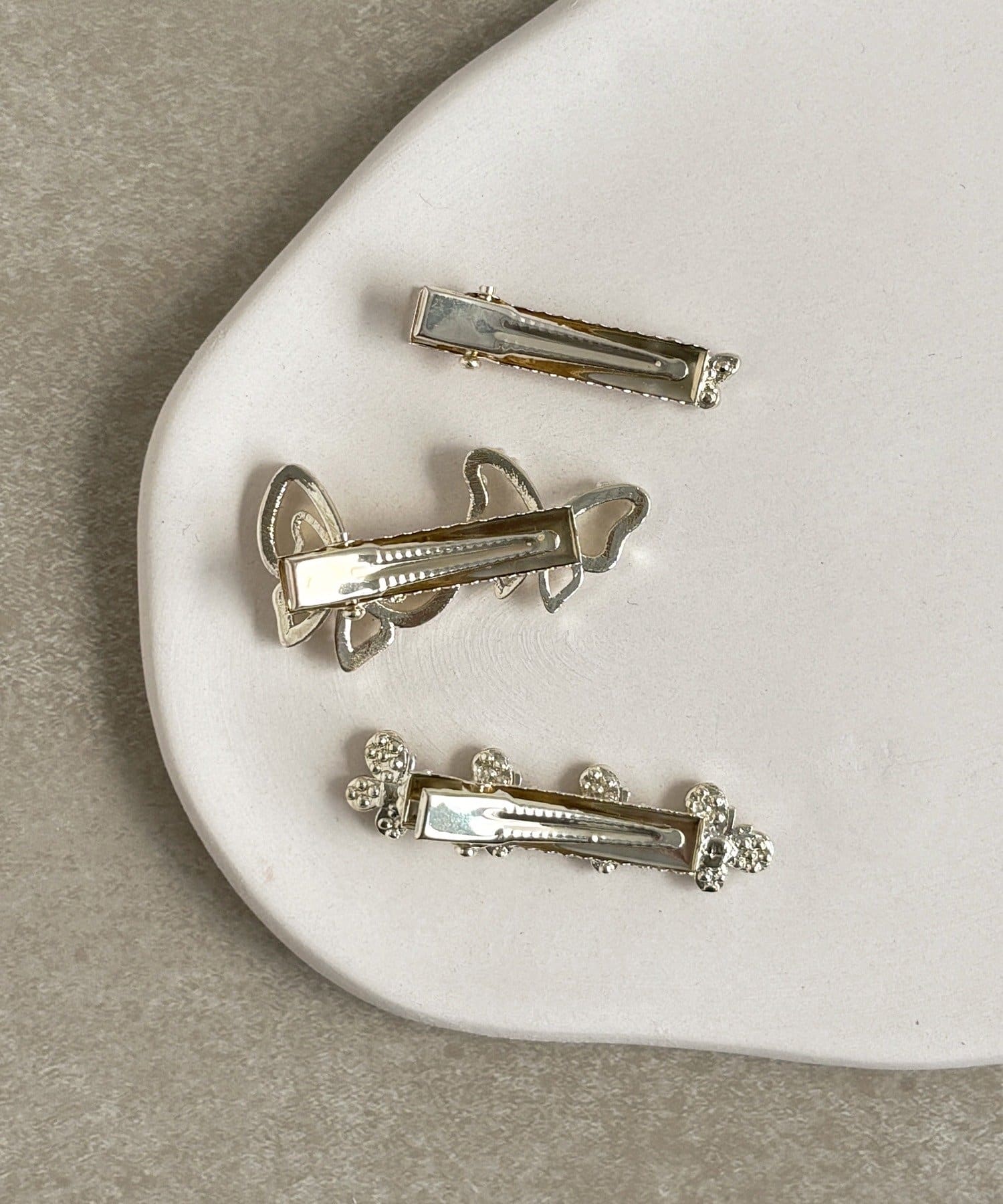 3COINS(スリーコインズ) キッズバタフライクリップ3個セット