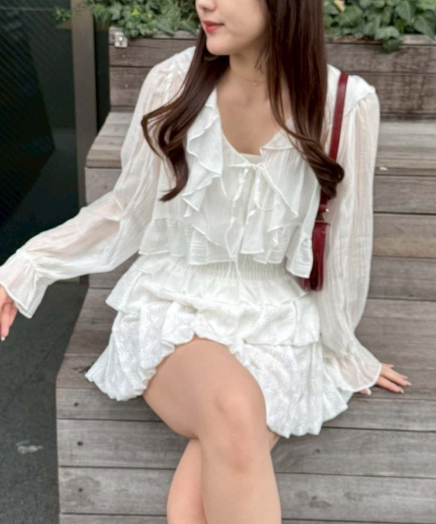 NICE CLAUP / OLIVE des OLIVE OUTLET(ナイスクラップ  / オリーブ デ オリーブ アウトレット) 【continuer】ラッフルブラウス&シャーリングキャミ