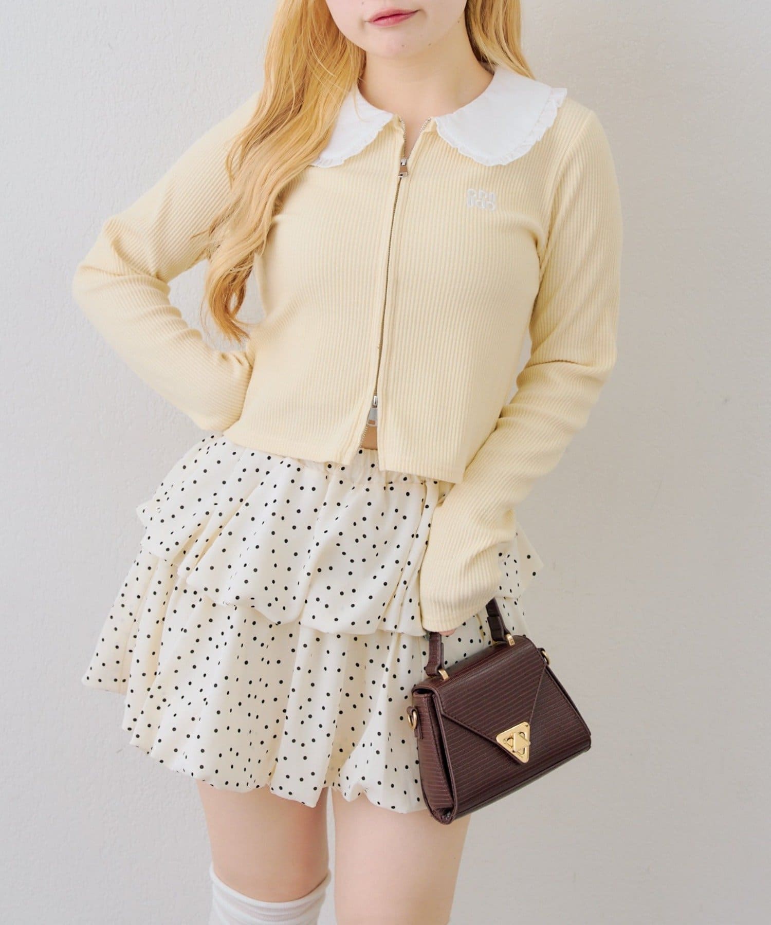 NICE CLAUP / OLIVE des OLIVE OUTLET(ナイスクラップ  / オリーブ デ オリーブ アウトレット) 【continuer】フリル衿ドッキングWZIP