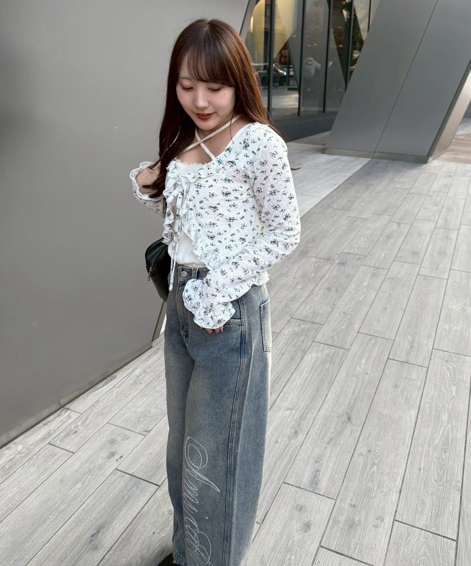 Remind me and forever(リマインドミーアンドフォーエバー) キラキラロゴバギーデニム