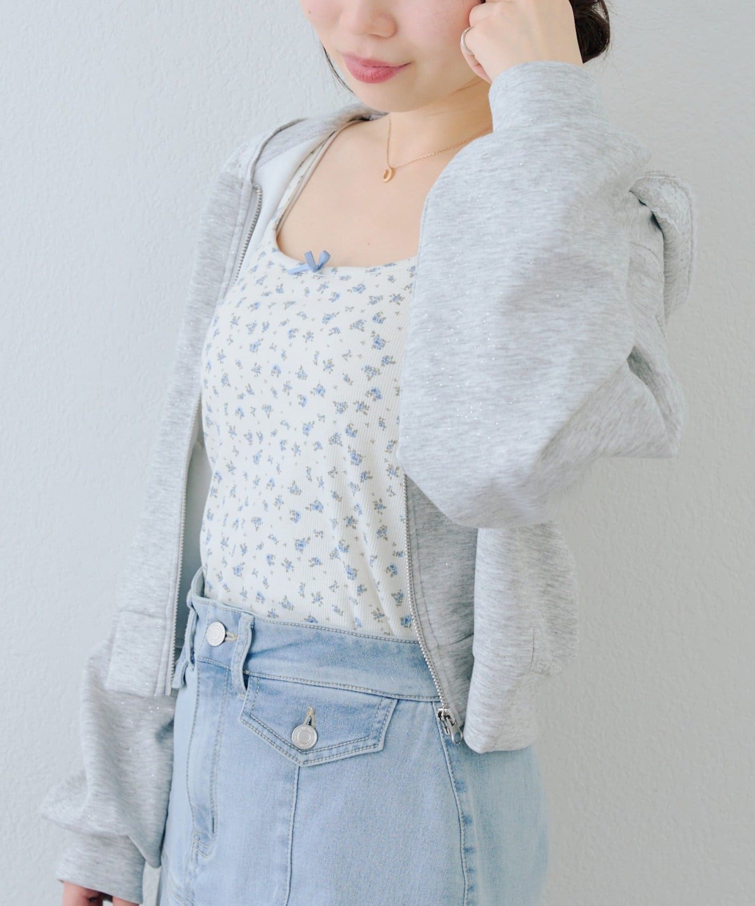 Remind me and forever(リマインドミーアンドフォーエバー) ラインストーンロゴキャップ付キャミ