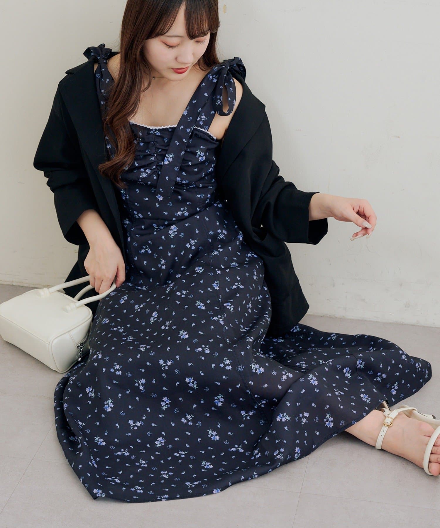 Remind me and forever(リマインドミーアンドフォーエバー) 肩リボンキャミワンピ