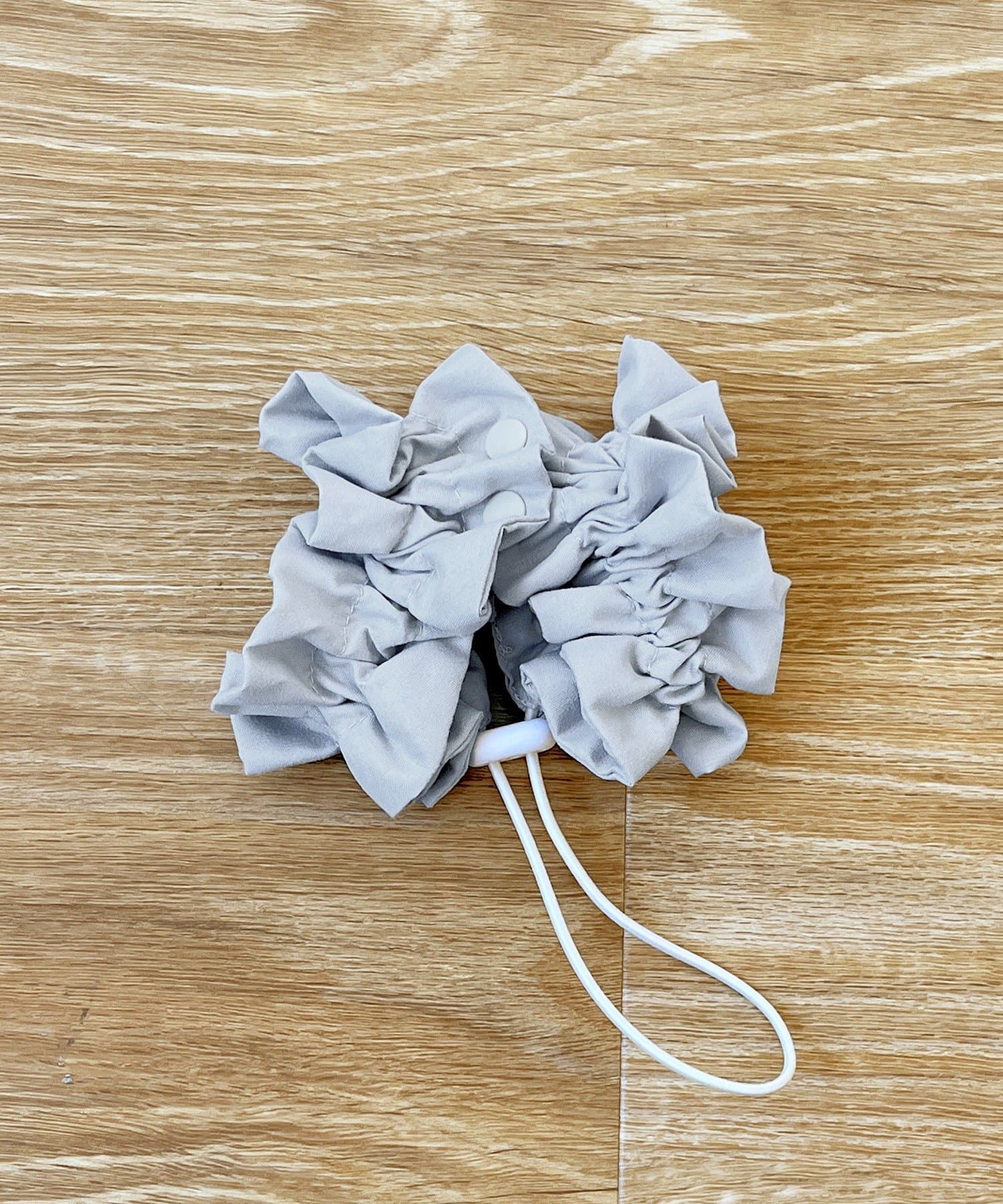 3COINS(スリーコインズ) イヤーシュシュ