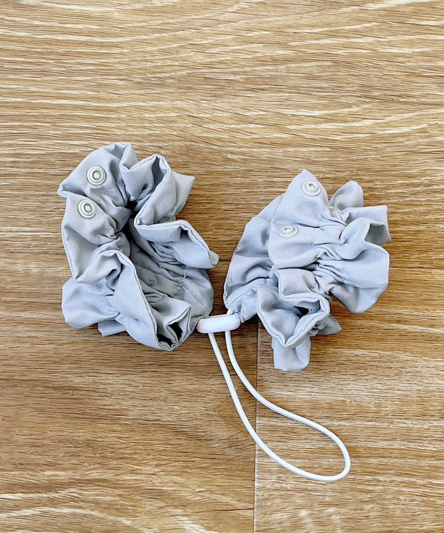 3COINS(スリーコインズ) イヤーシュシュ