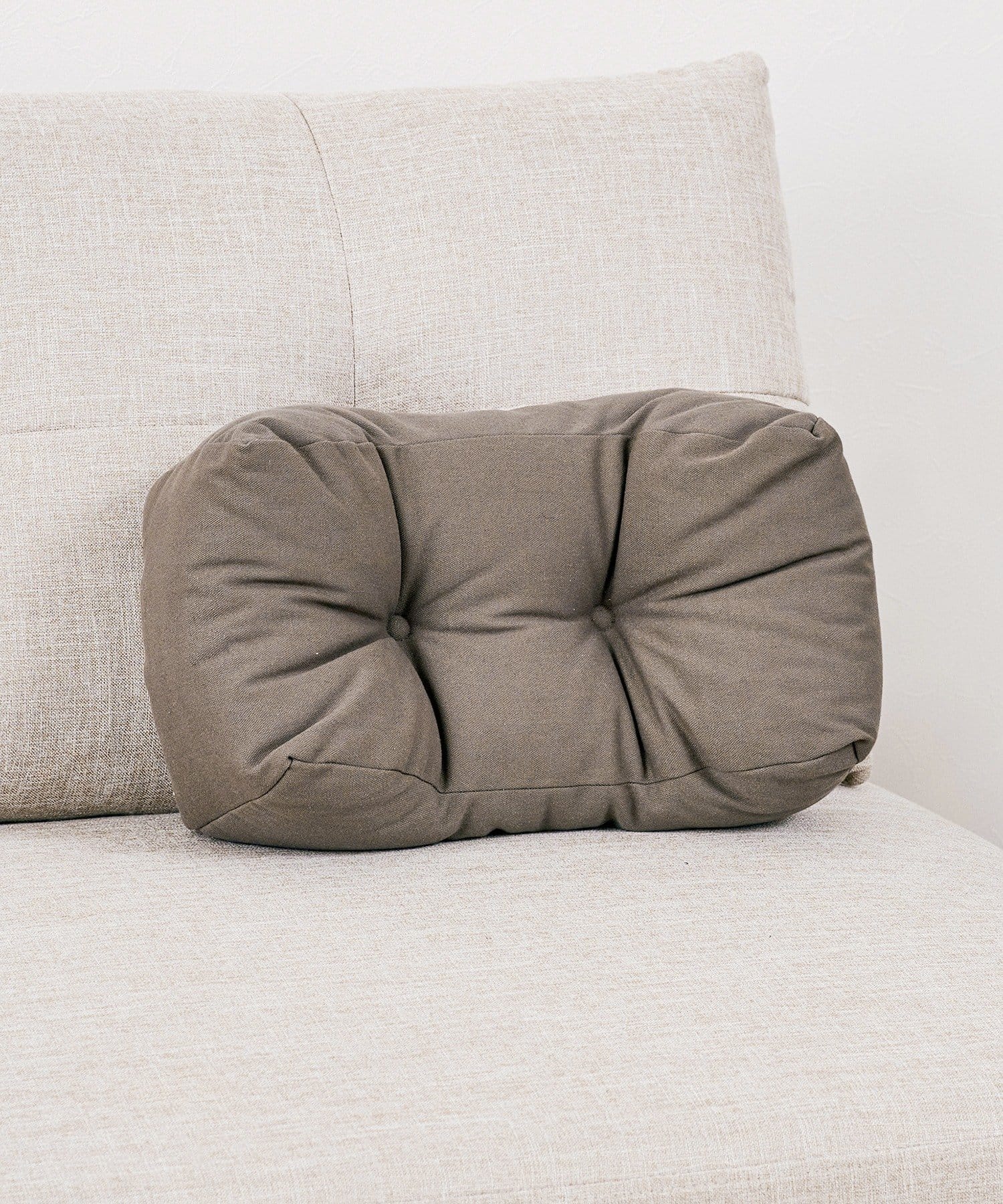 3COINS(スリーコインズ) リラックスクッション