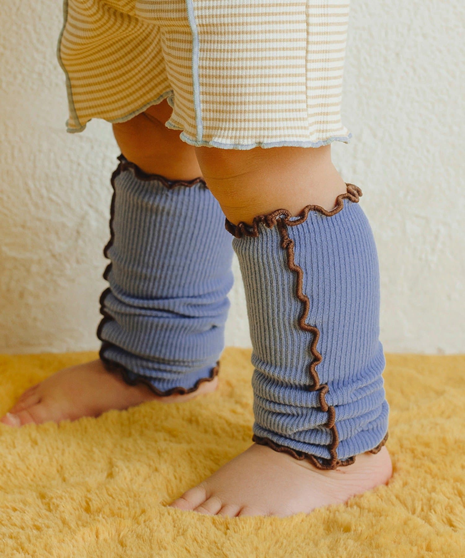 3COINS(スリーコインズ) メローレッグウォーマー