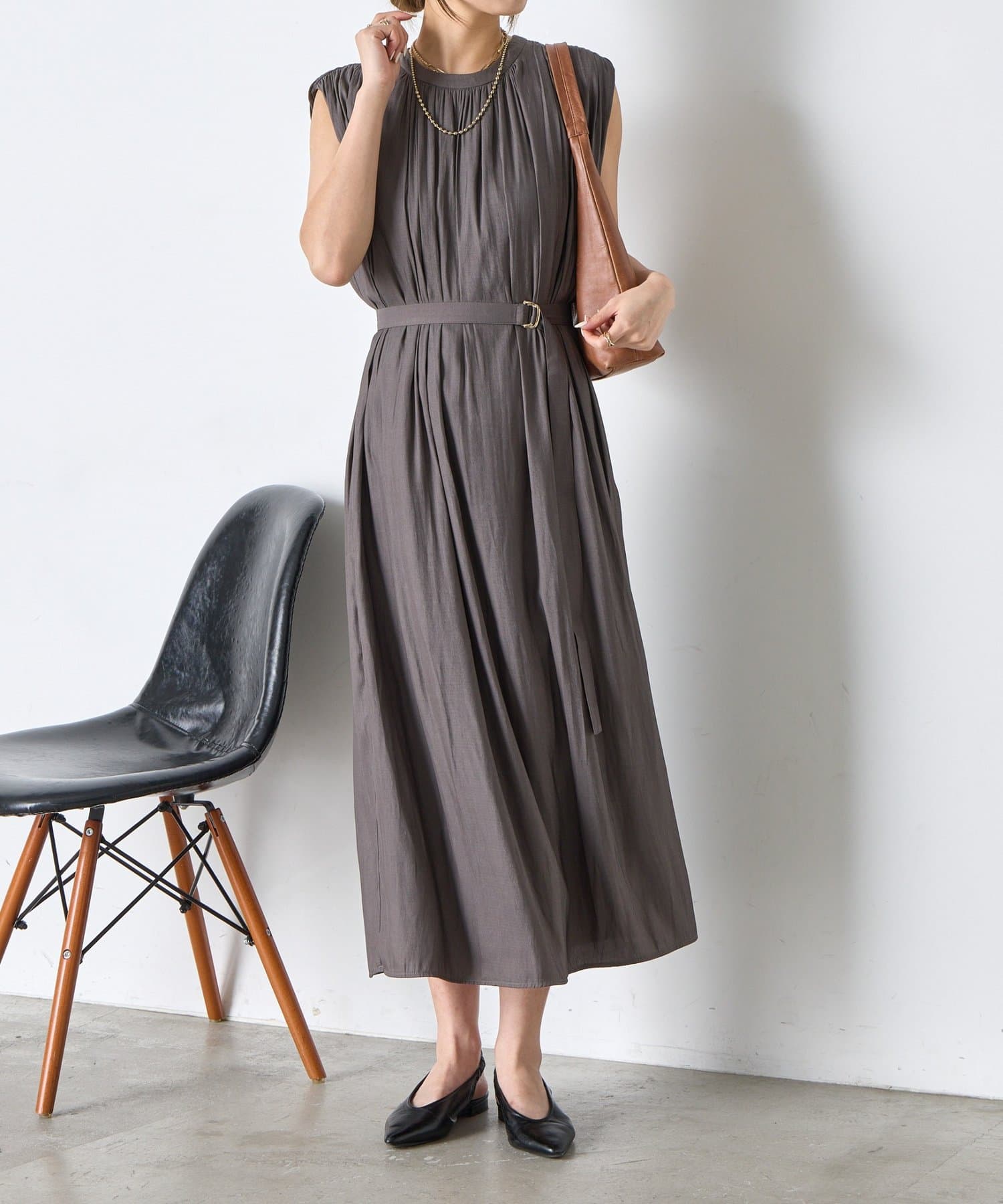 Jena　espace merveilleux(ジェナ　エスパスメルヴェイユ) ベルト付きギャザーワンピ