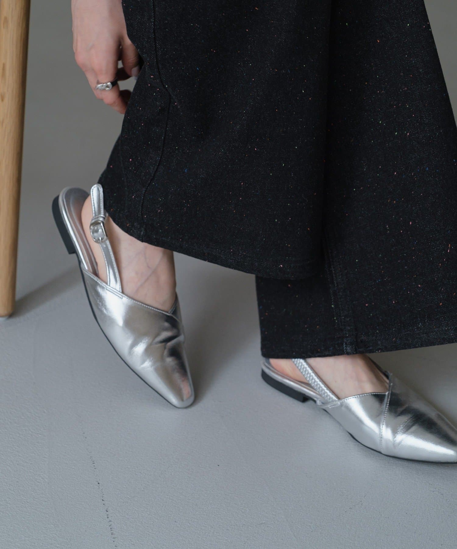 Kastane(カスタネ) クロストゥパンプス