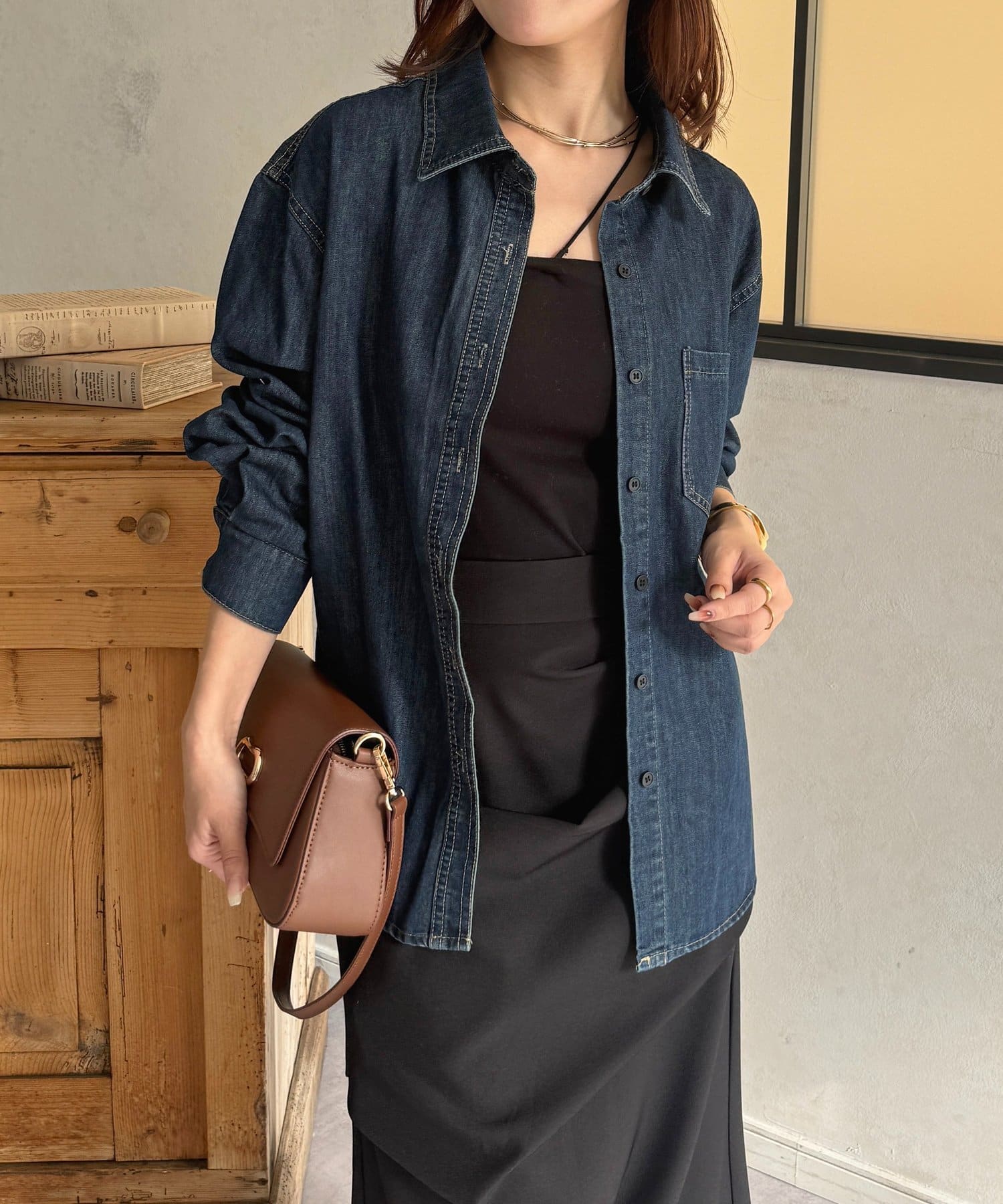 Thevon.(ゼヴォン) ワンポケットデニムシャツ