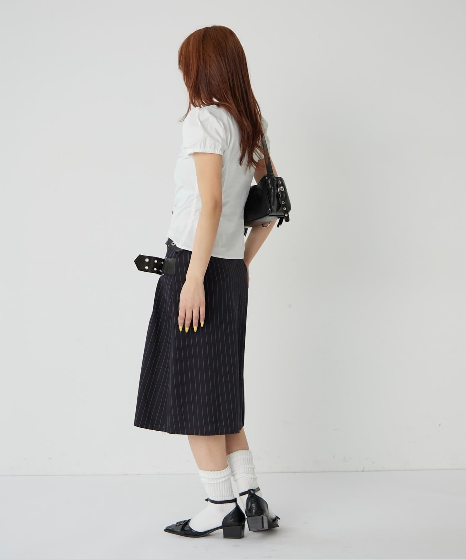 WHO’S WHO gallery(フーズフーギャラリー) ダブルベルトミディプリーツスカート