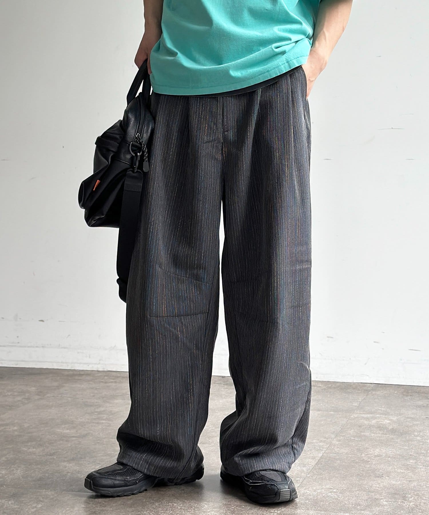 CPCM(シーピーシーエム) ヘリンボンバレルイージースラックス