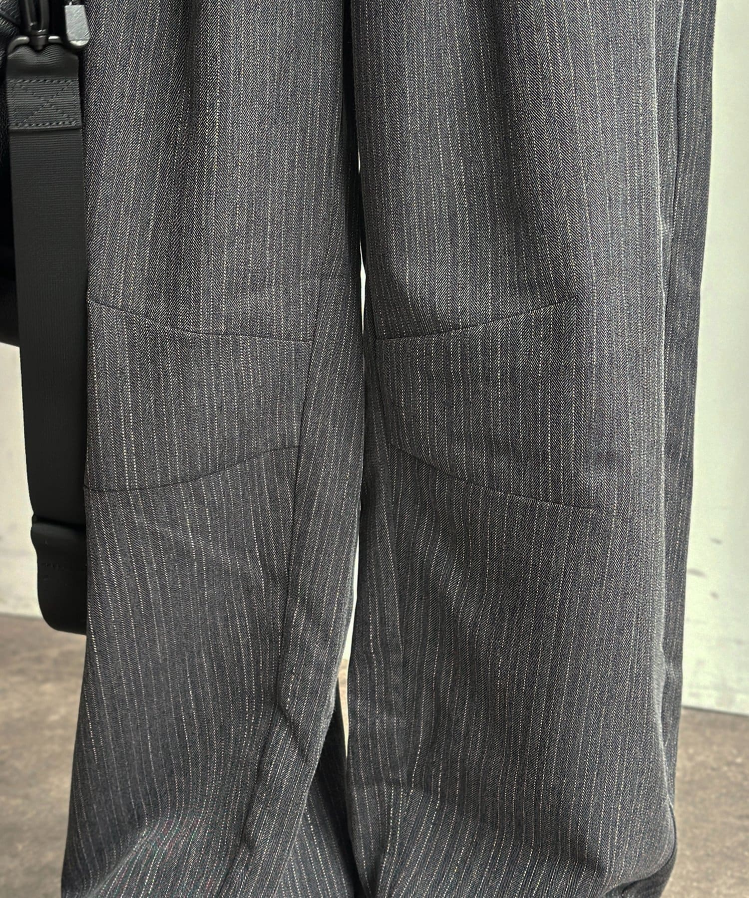 CPCM(シーピーシーエム) ヘリンボンバレルイージースラックス