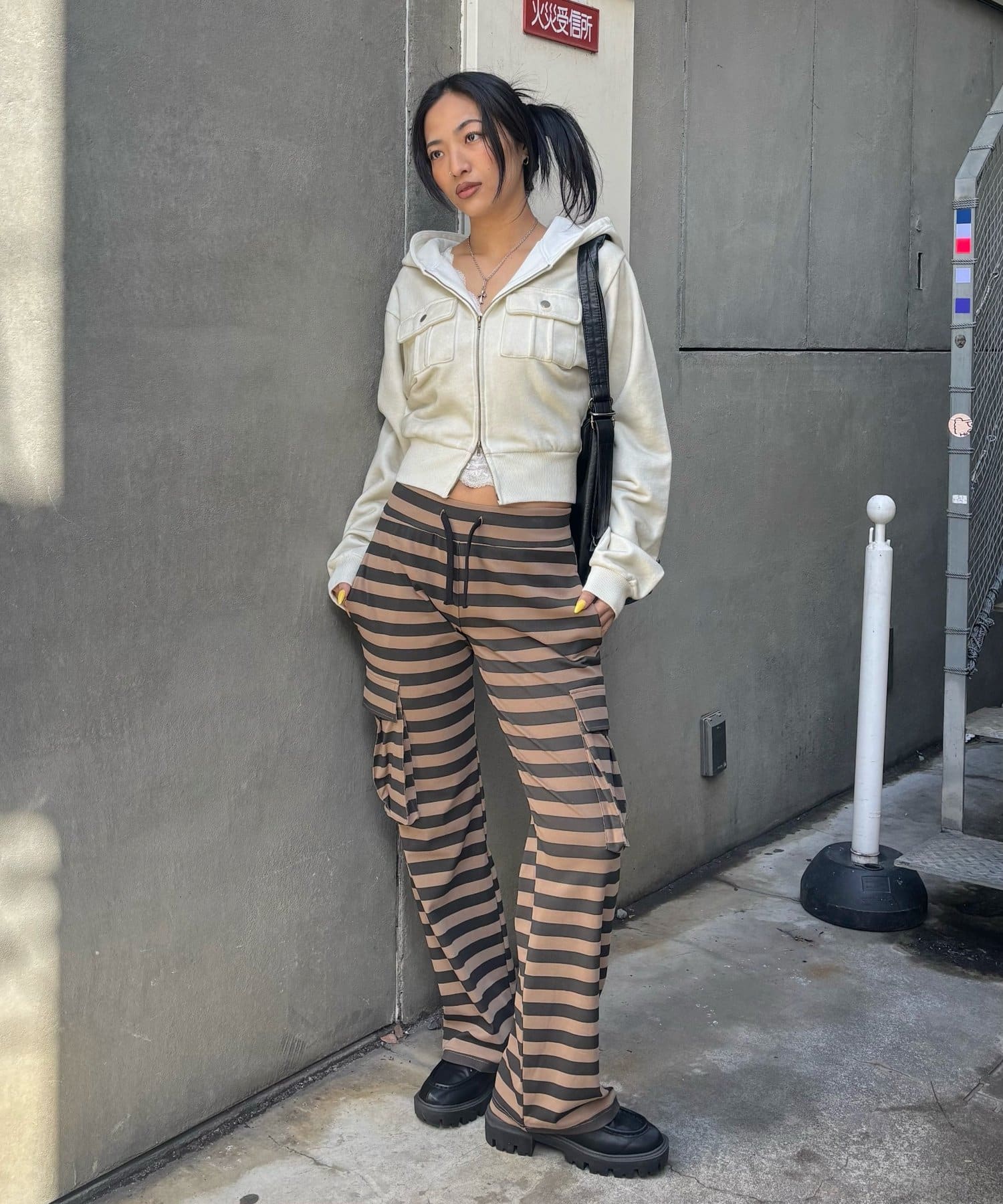 WHO’S WHO gallery(フーズフーギャラリー) カットボーダーカーゴパンツ