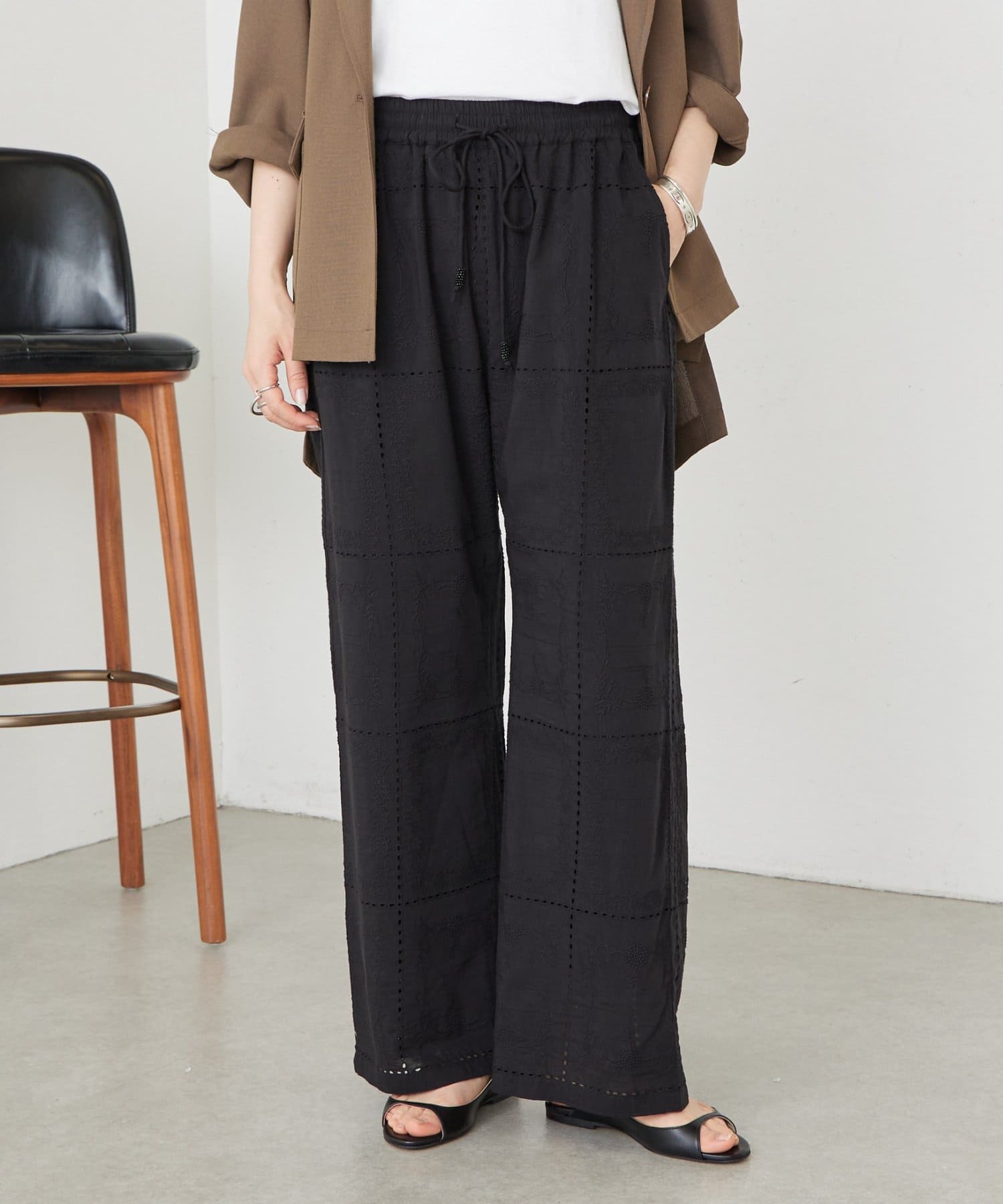 BEARDSLEY(ビアズリー) 《4/2(木)18：00予約開始》ハンカチーフシシュウパンツ