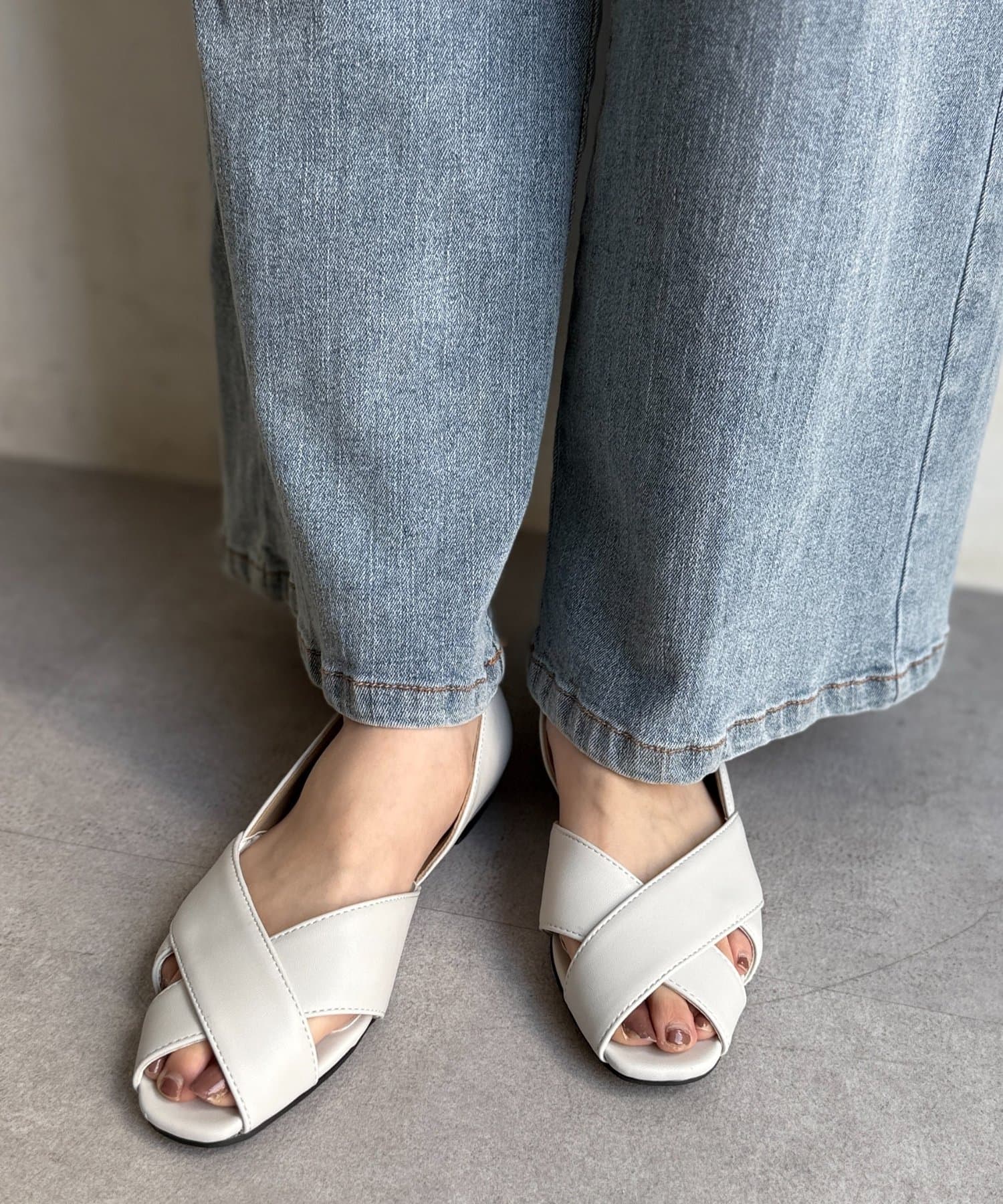 Chez toi(シェトワ) クロスパンプス