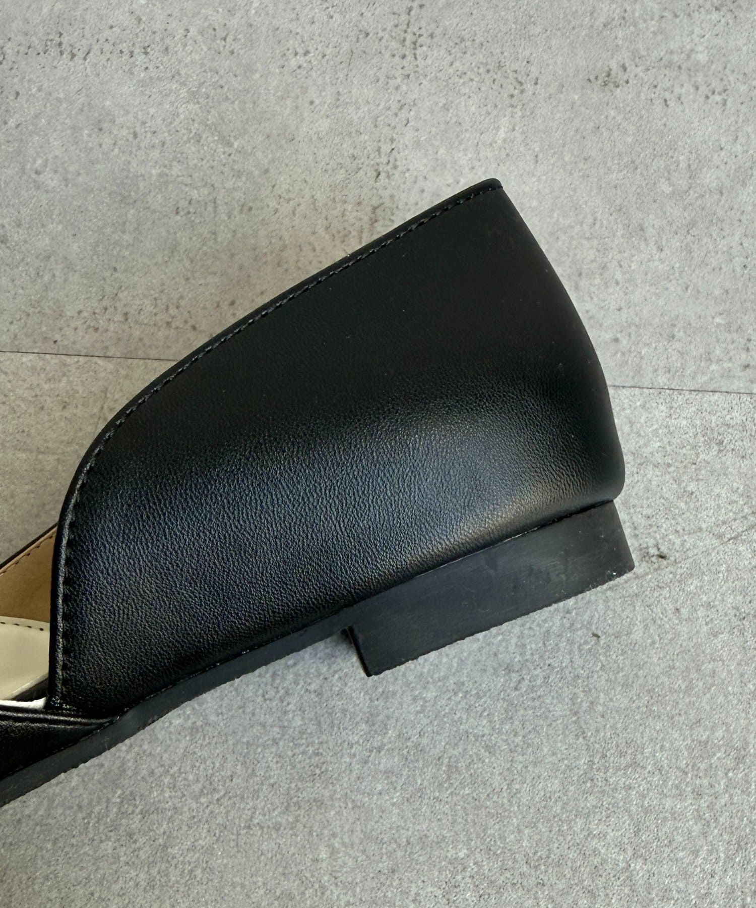 Chez toi(シェトワ) クロスパンプス