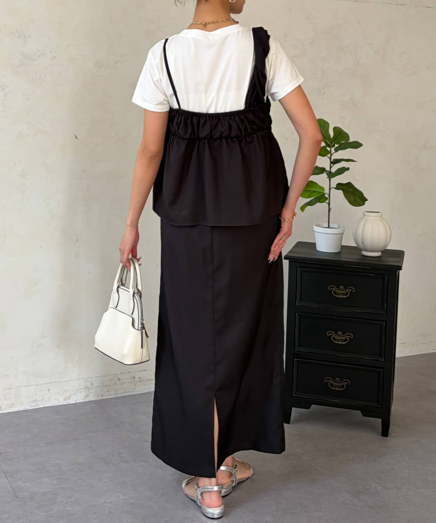 Chez toi(シェトワ) ビスチェ見えドッキングプルオーバー×ナロースカート