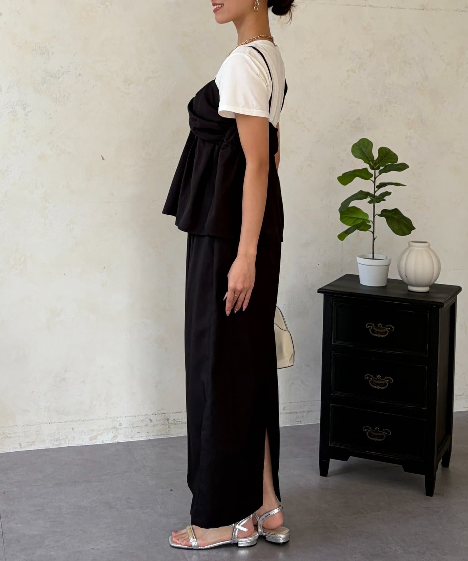 Chez toi(シェトワ) ビスチェ見えドッキングプルオーバー×ナロースカート