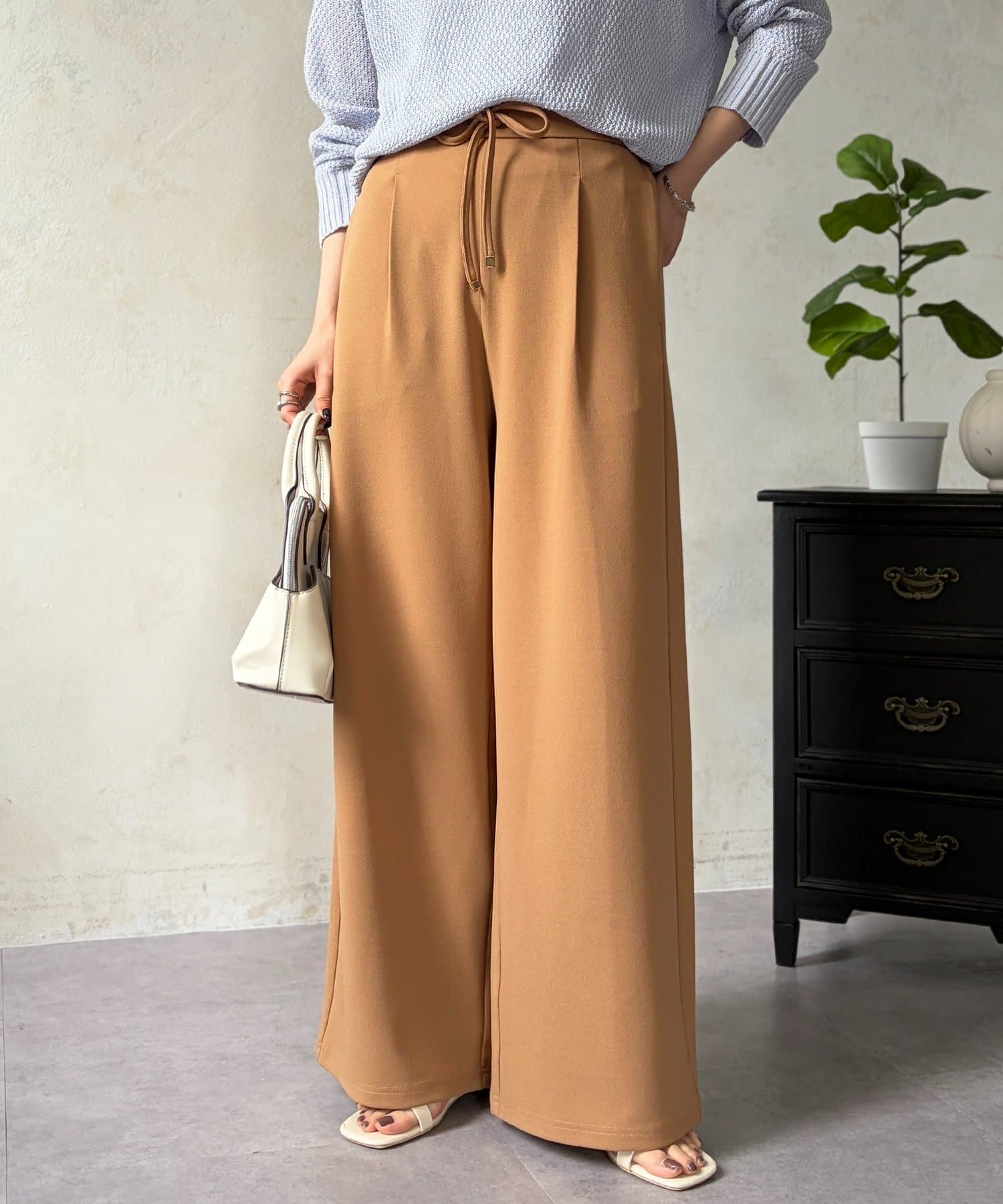 Chez toi(シェトワ) カットジョーゼットタックパンツ