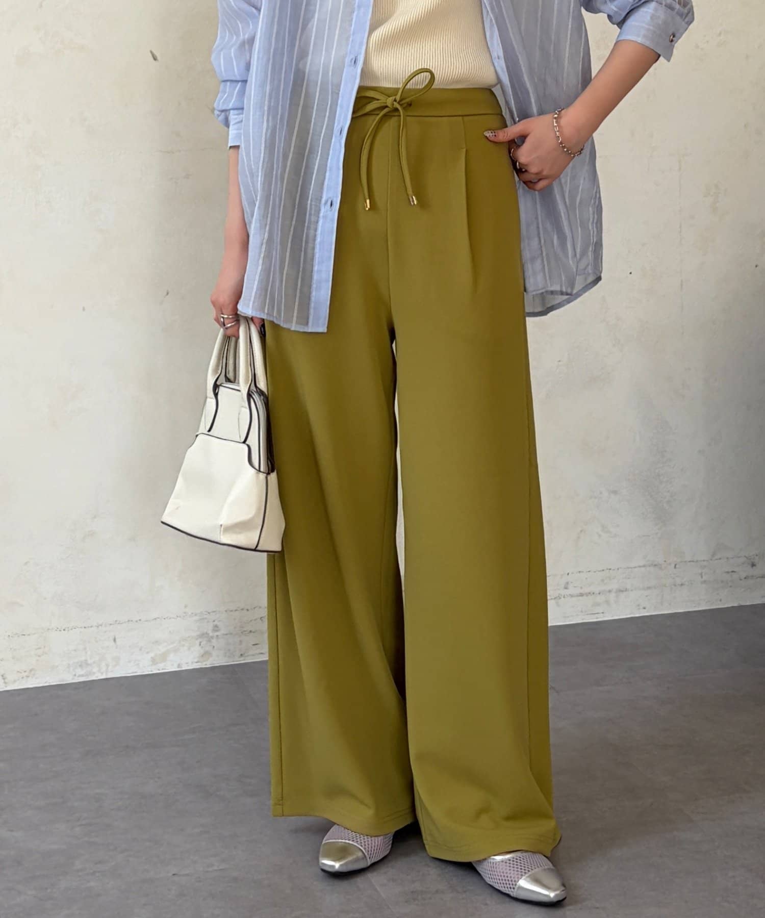 Chez toi(シェトワ) カットジョーゼットタックパンツ