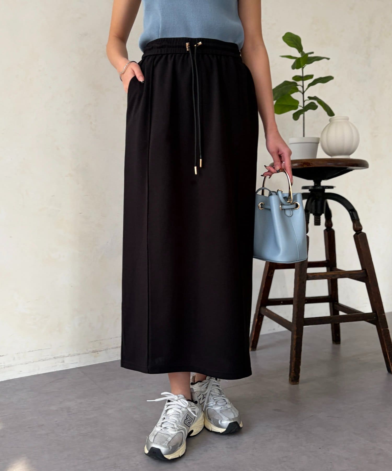 Chez toi(シェトワ) 梨地ナロースカート