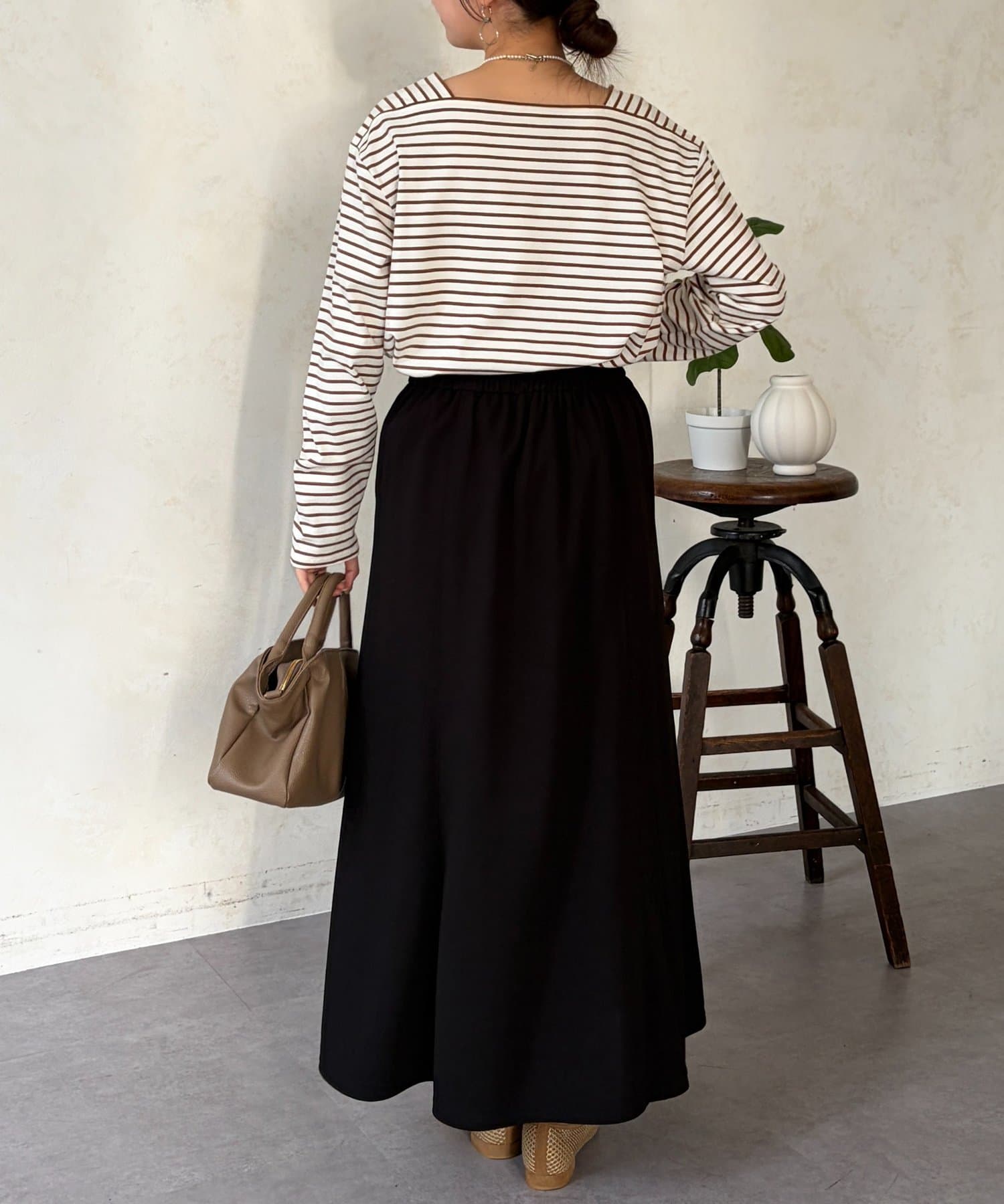 Chez toi(シェトワ) 梨地セミフレアスカート