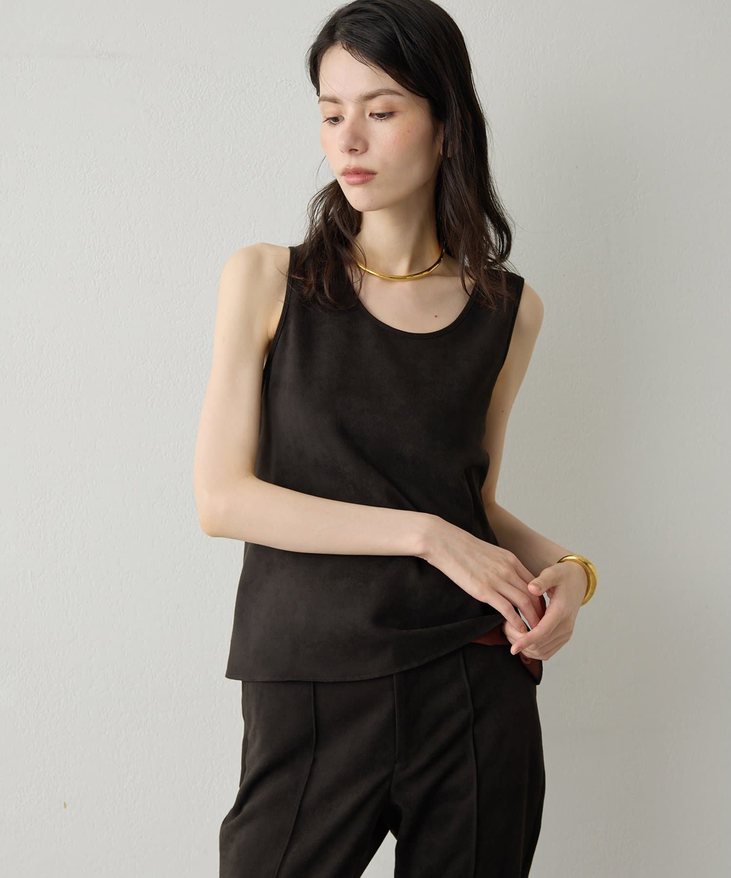 Whim Gazette(ウィム ガゼット) 【Drawing Numbers】フェイクスエードタンクブラウス