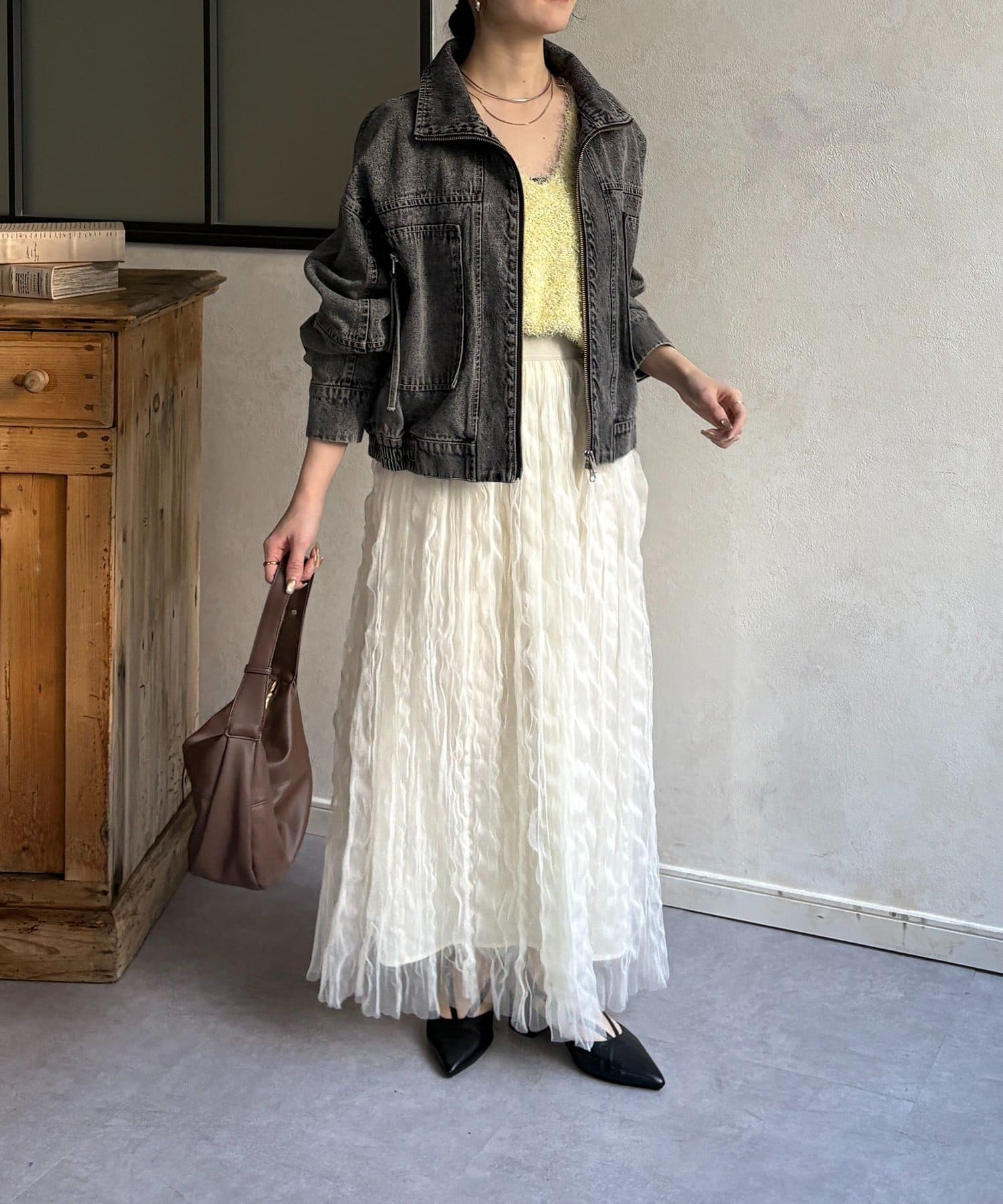 Thevon.(ゼヴォン) スタンドネックステッチデニムジャケット