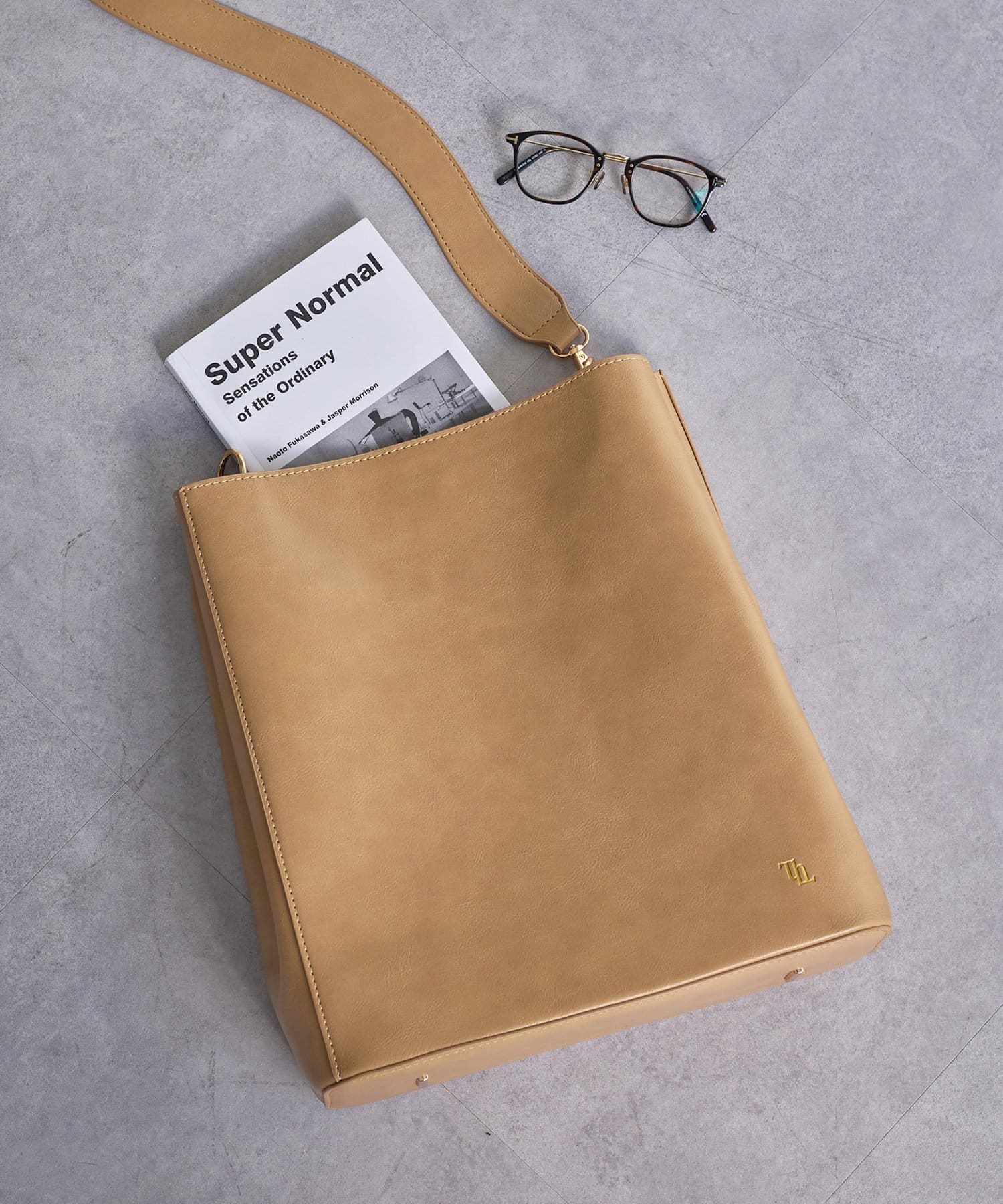 Thevon.(ゼヴォン) 【Yuna&Mayuコラボ企画】ウェーブハンドルトートバッグ