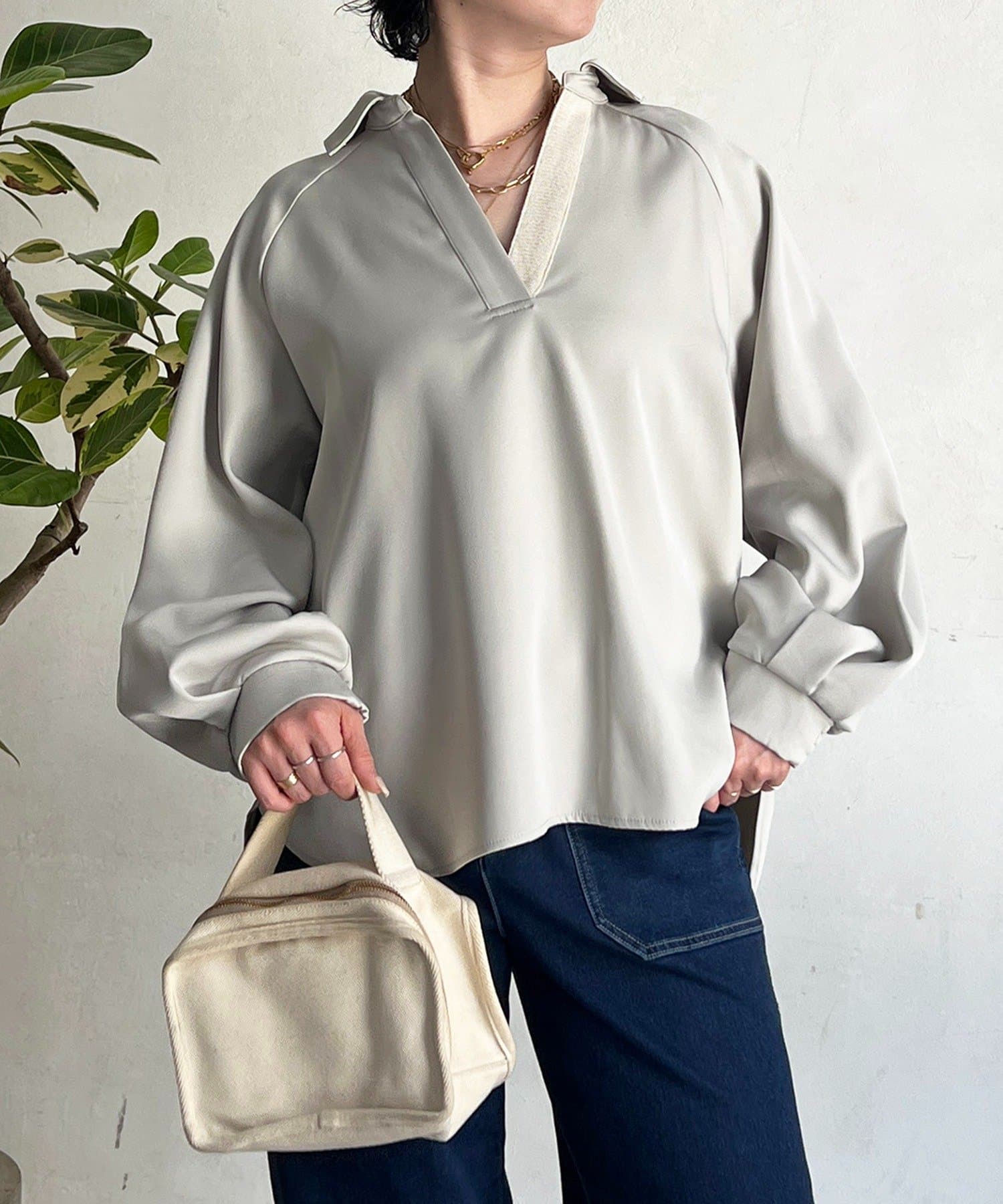 un dix cors(アンディコール) パウダーストレッチブラウス