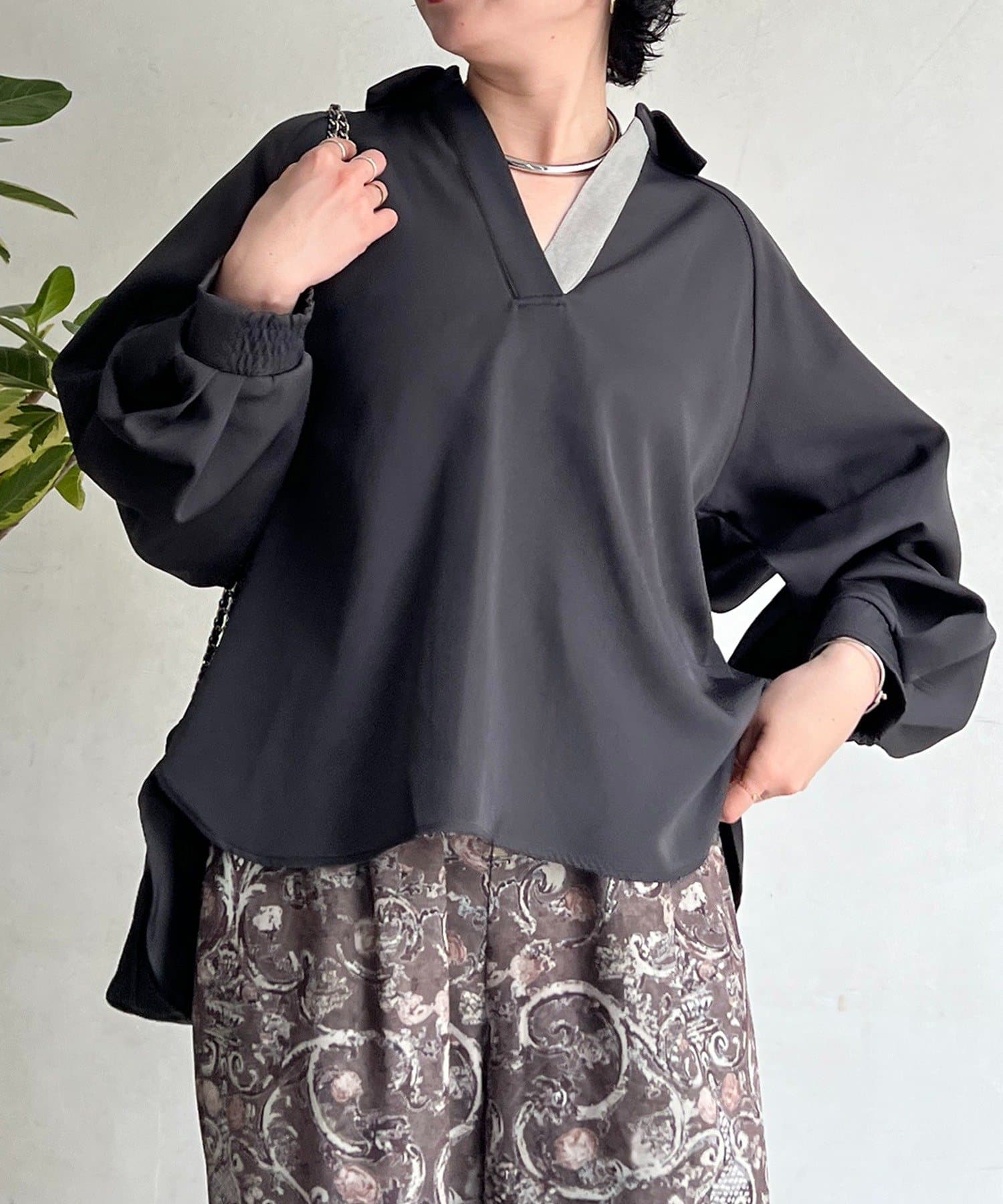 un dix cors(アンディコール) パウダーストレッチブラウス