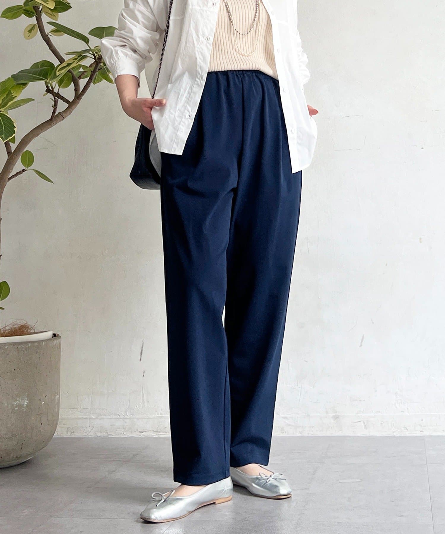 un dix cors(アンディコール) 360度ストレッチテーパードパンツ