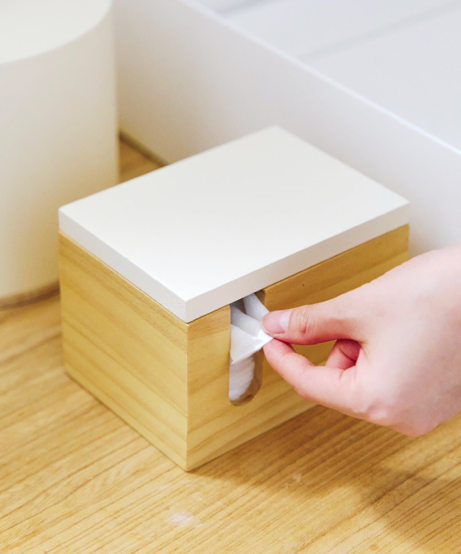 salut!(サリュ) 仕切り付きコットン＆綿棒収納ケース／Bloom Make Store