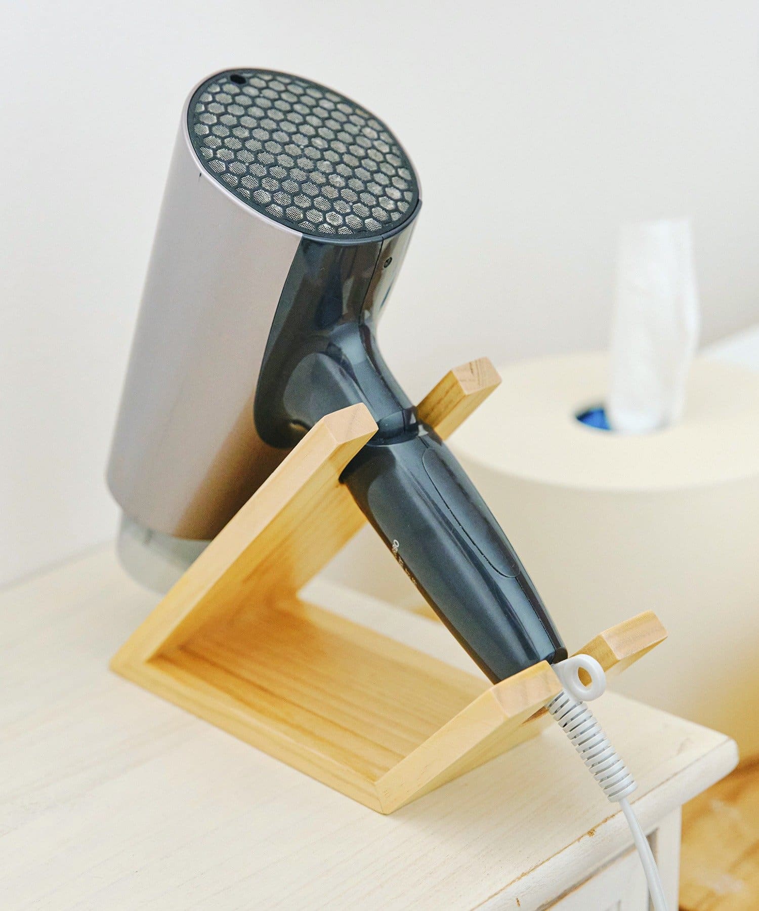 salut!(サリュ) ヘアドライヤースタンド／Bloom Make Store