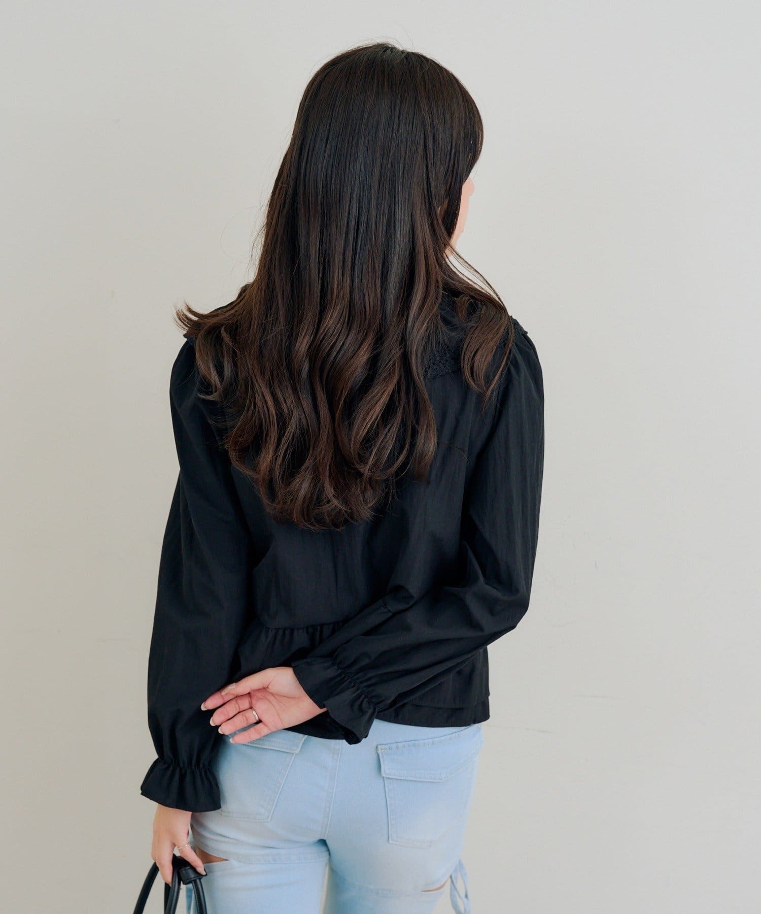NICE CLAUP / OLIVE des OLIVE OUTLET(ナイスクラップ  / オリーブ デ オリーブ アウトレット) 【continuer】レースフリフリブラウス