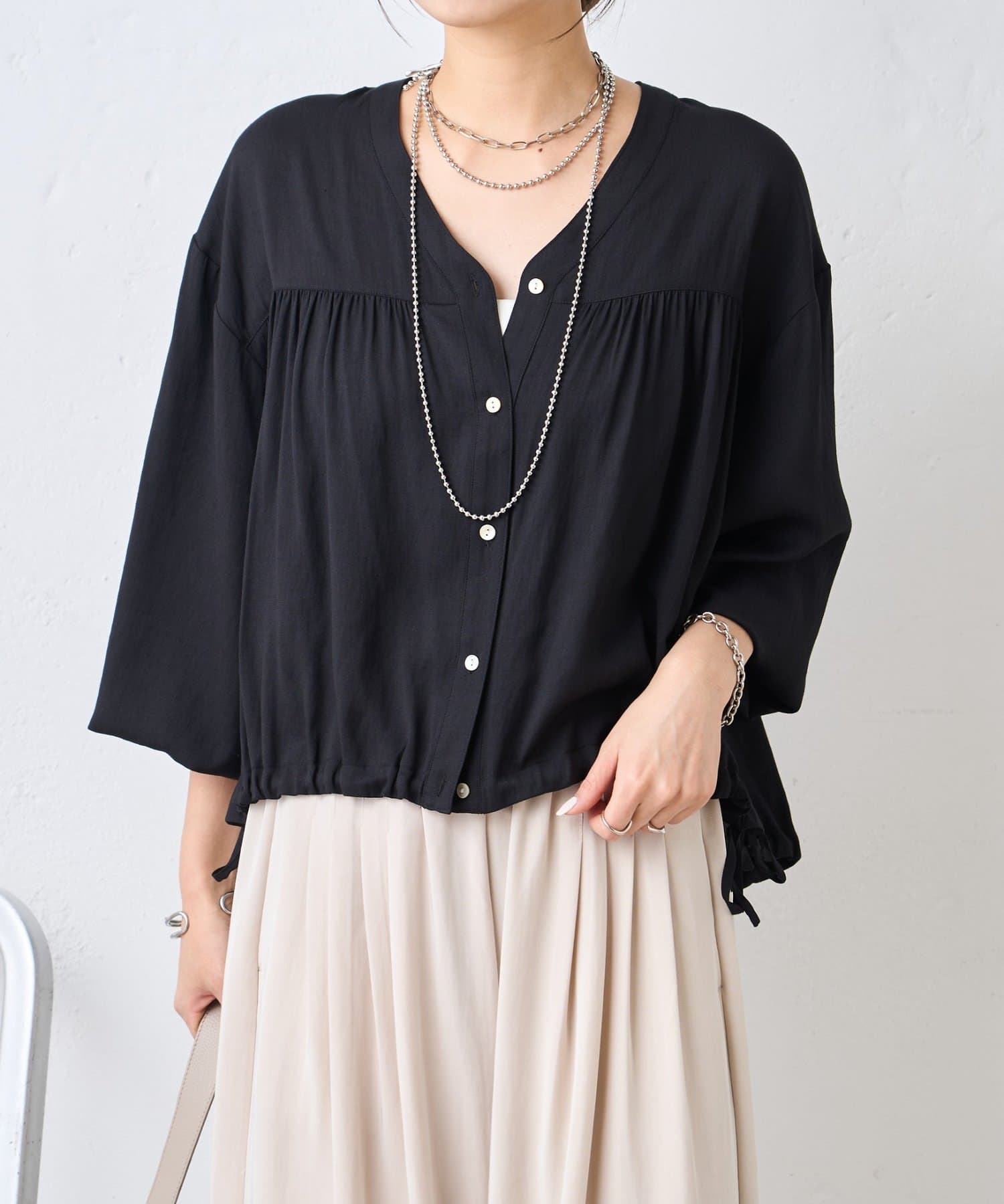 Jena　espace merveilleux(ジェナ　エスパスメルヴェイユ) 裾リボンドロストシャツ