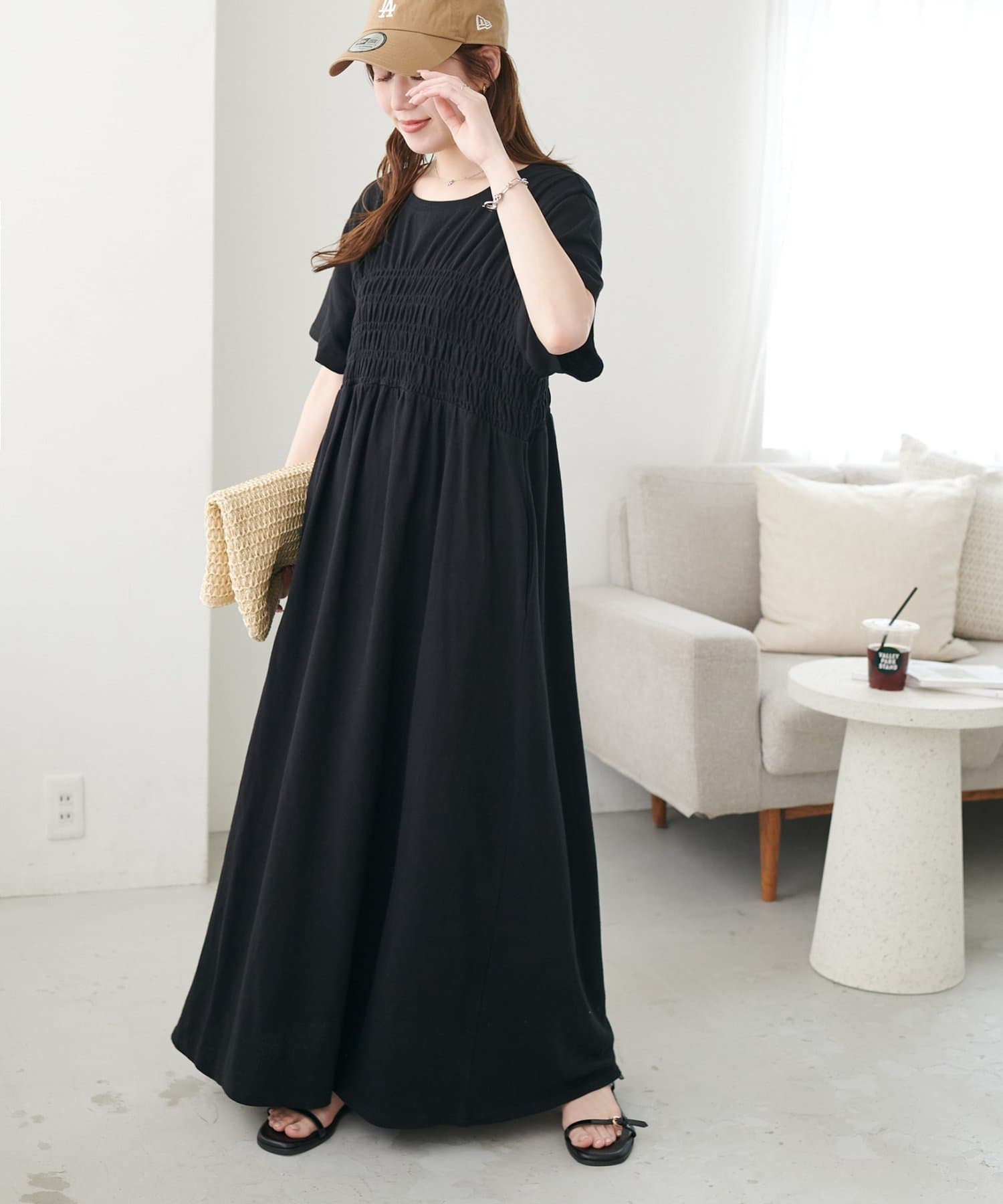 DISCOAT(ディスコート) ポケット付きシャーリングカット半袖ワンピース