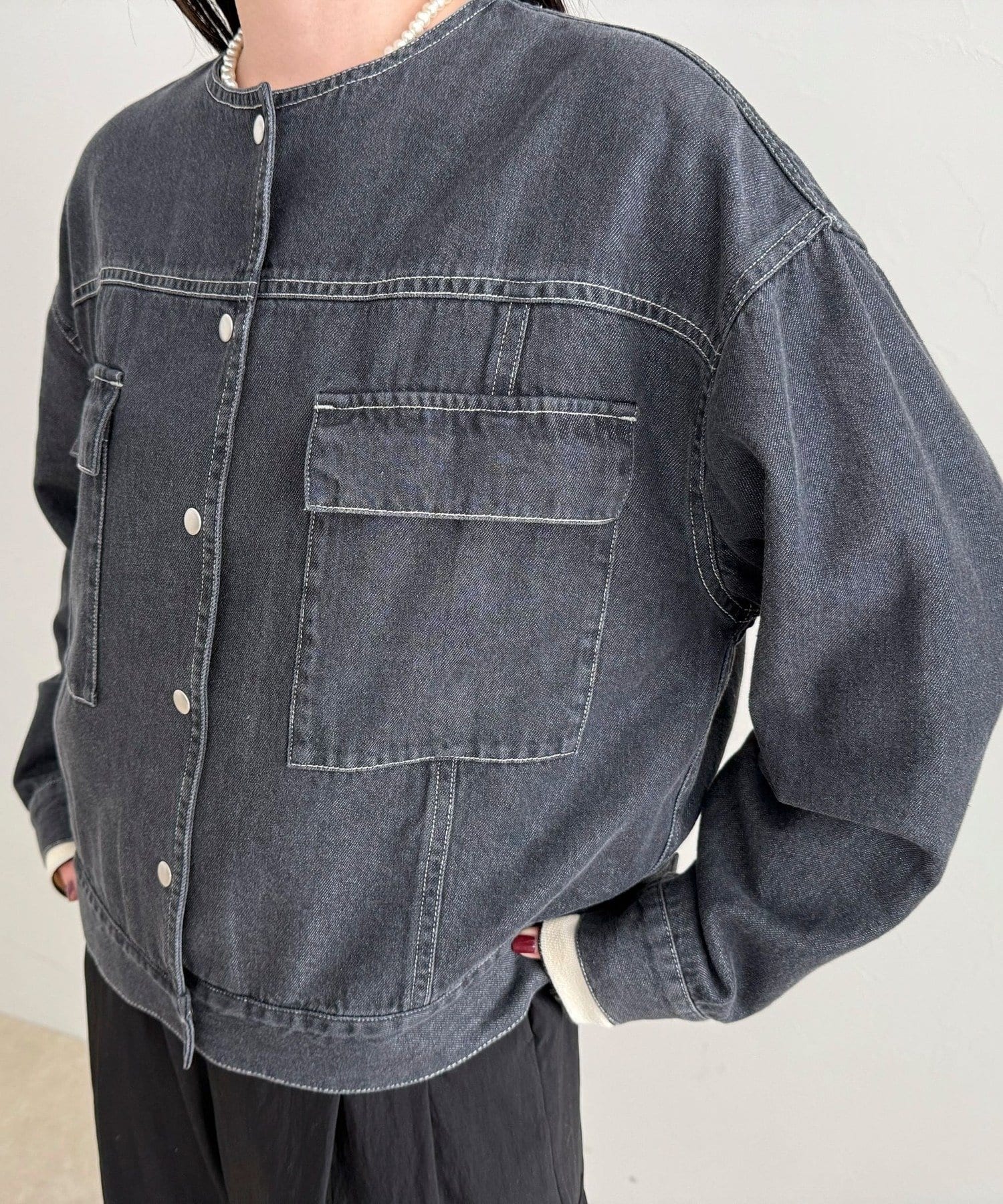 FREDY & GLOSTER(フレディ アンド グロスター) ニュアンスデニムノーカラージャケット