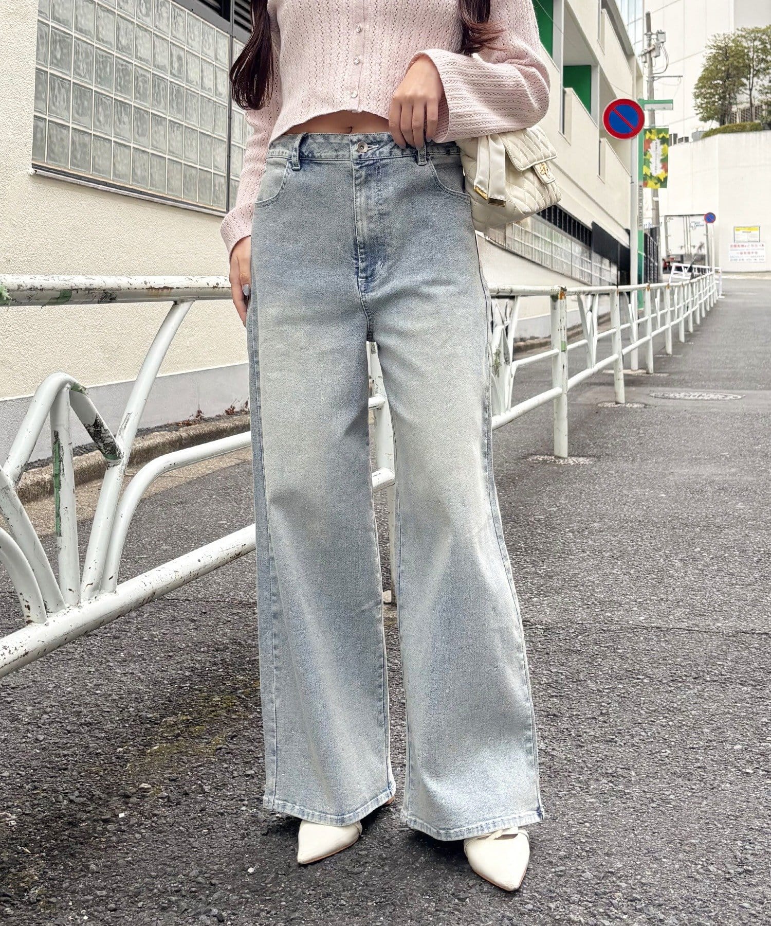 one after another NICE CLAUP(ワンアフターアナザー ナイスクラップ) 【SSサイズあり/ウエスト調整可能】ビジュー付きワイドデニム