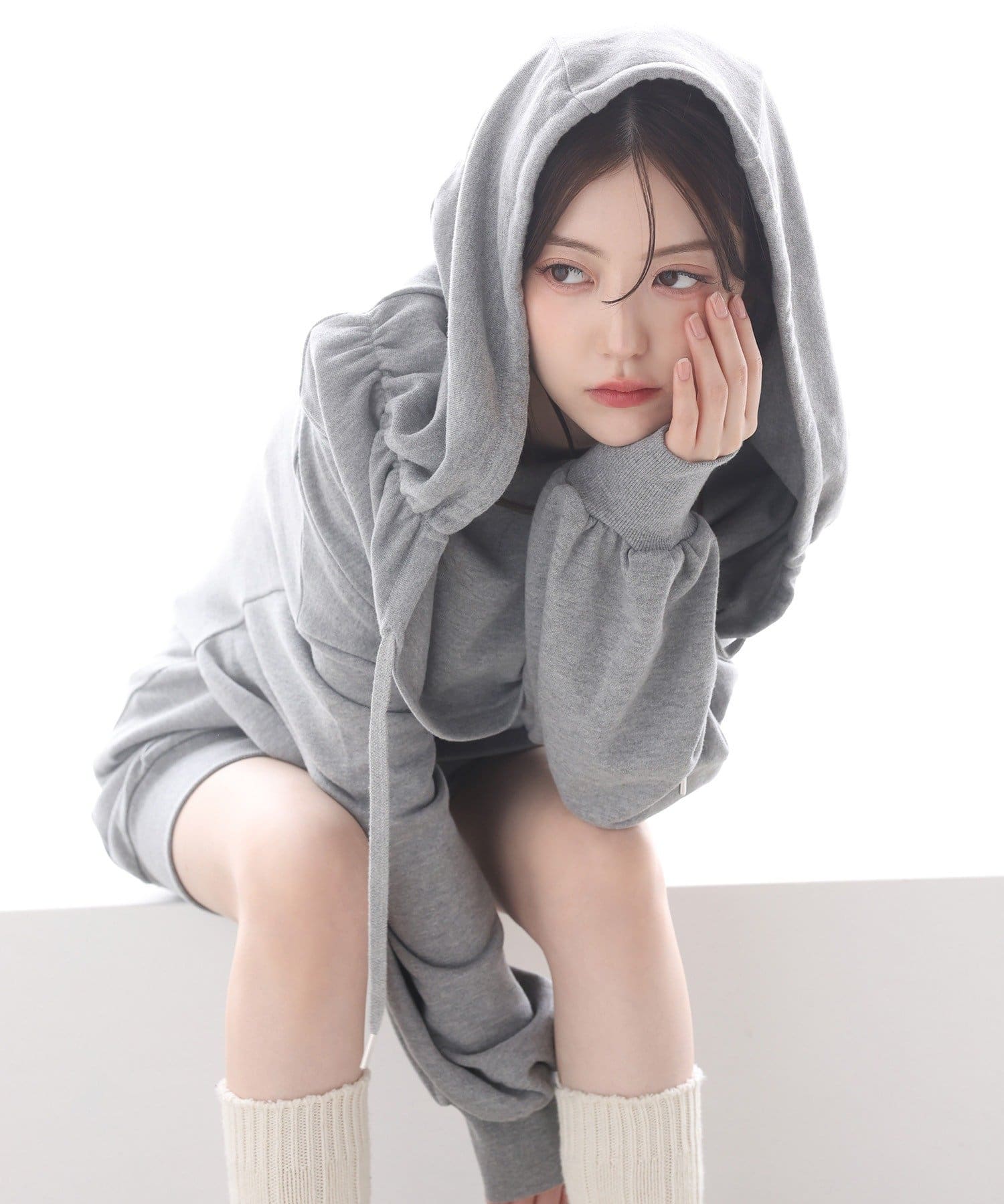 one after another NICE CLAUP(ワンアフターアナザー ナイスクラップ) オフショルパーカーワンピ